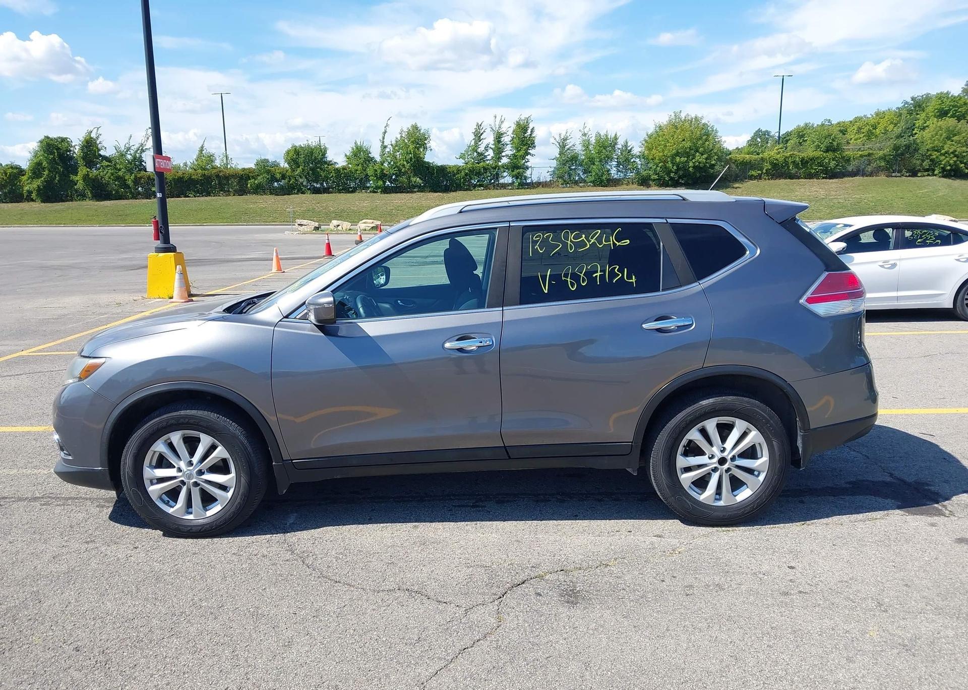 2016 NISSAN ROGUE S