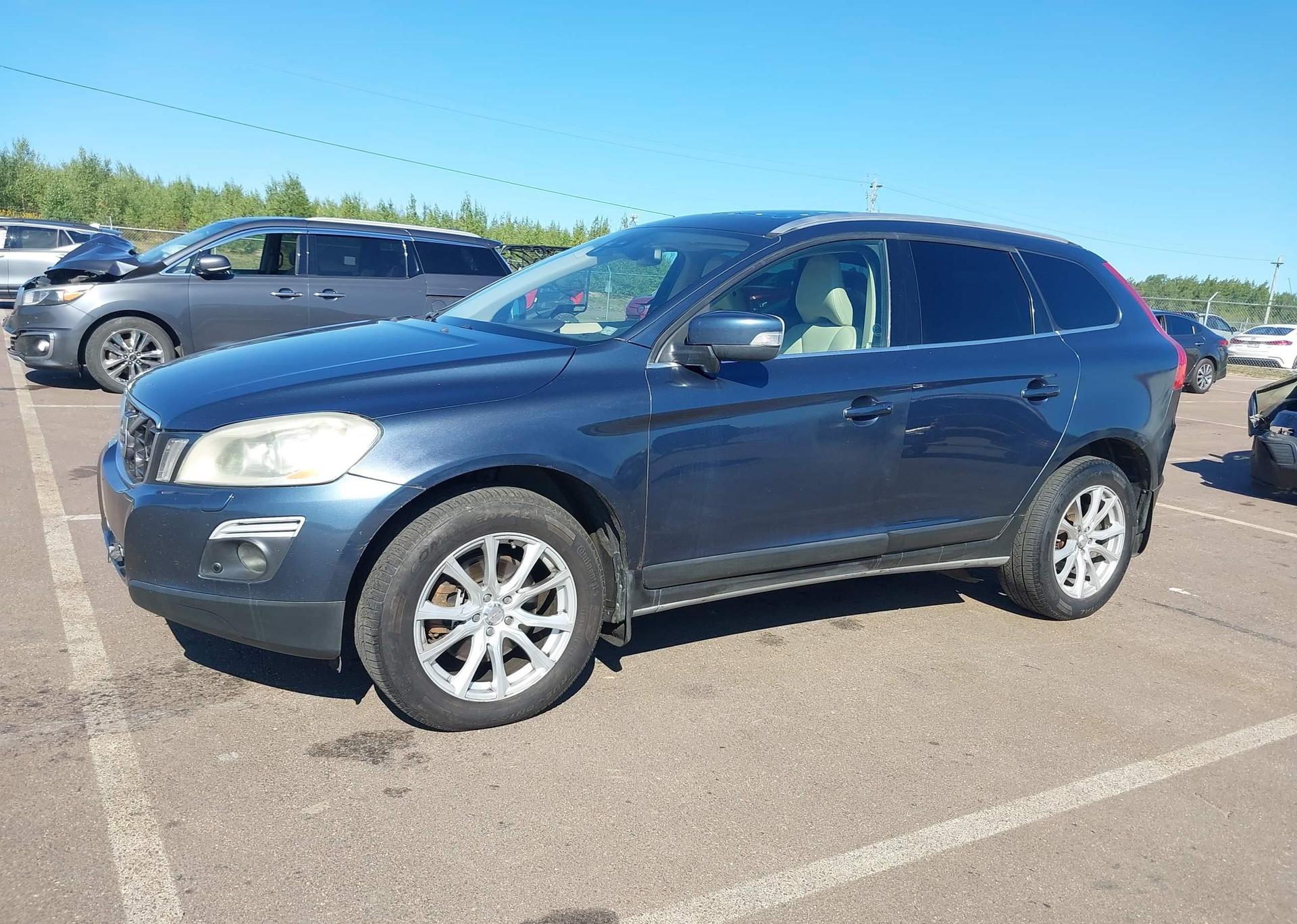 2010 VOLVO XC60