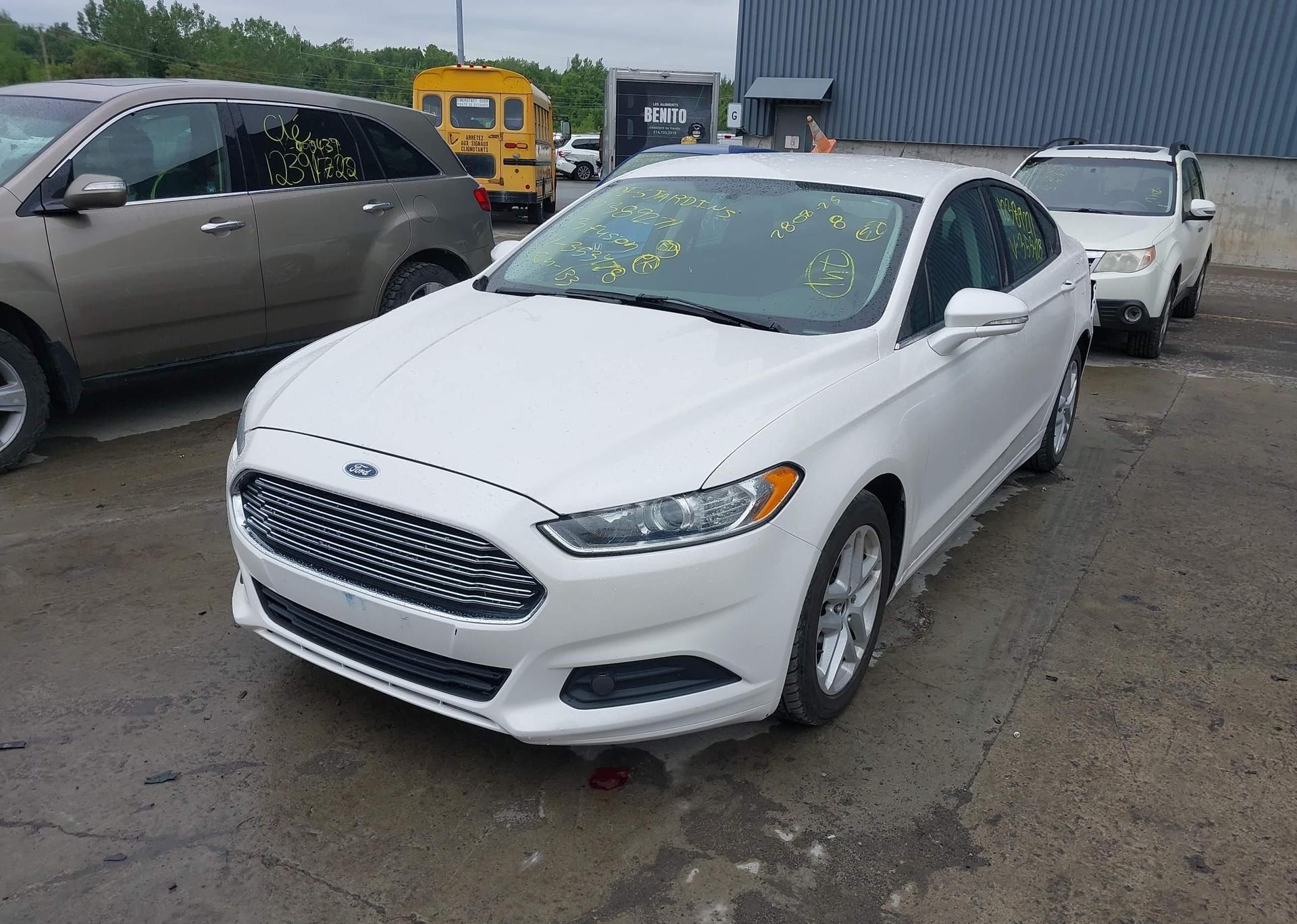 2013 FORD FUSION SE