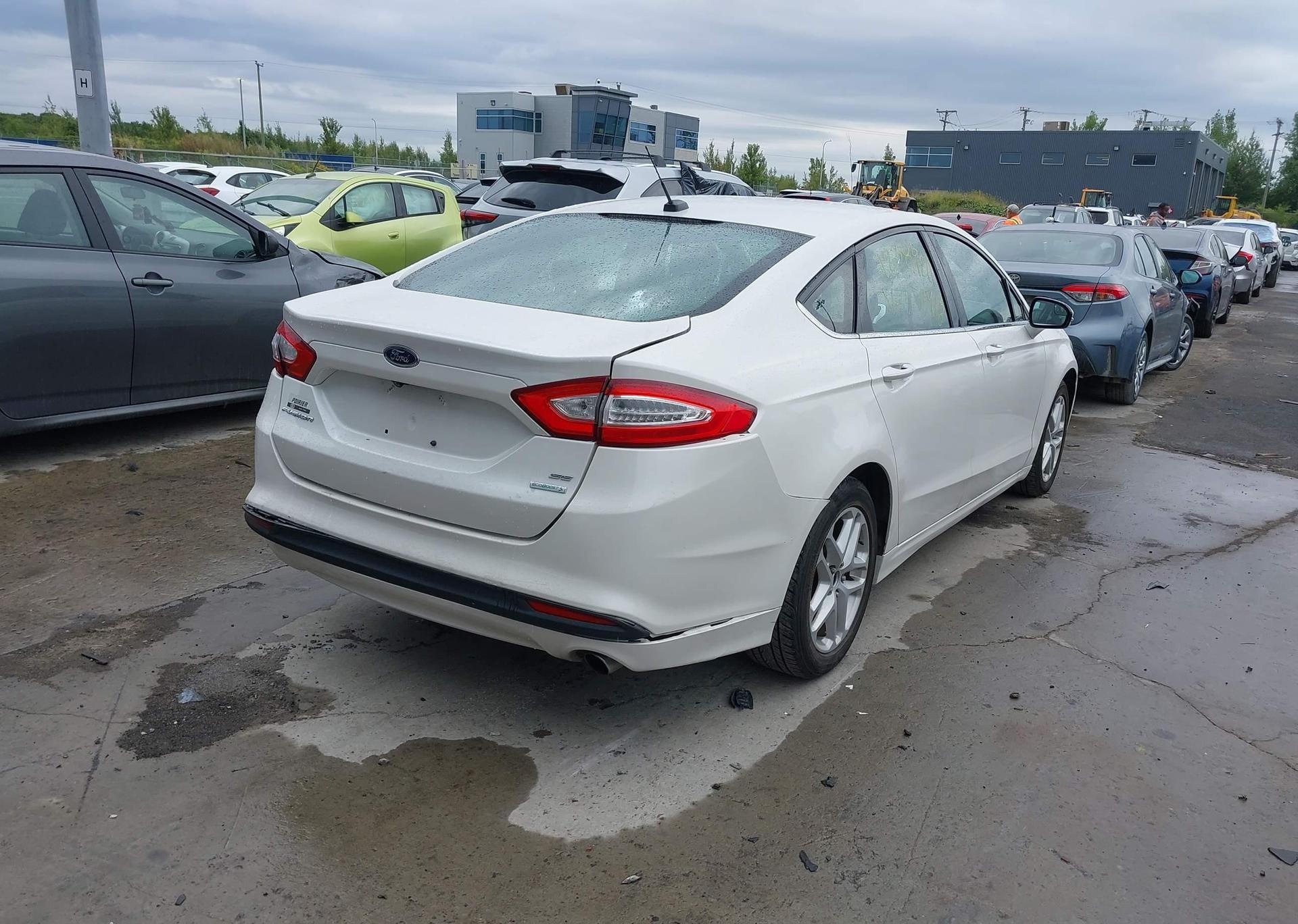 2013 FORD FUSION SE