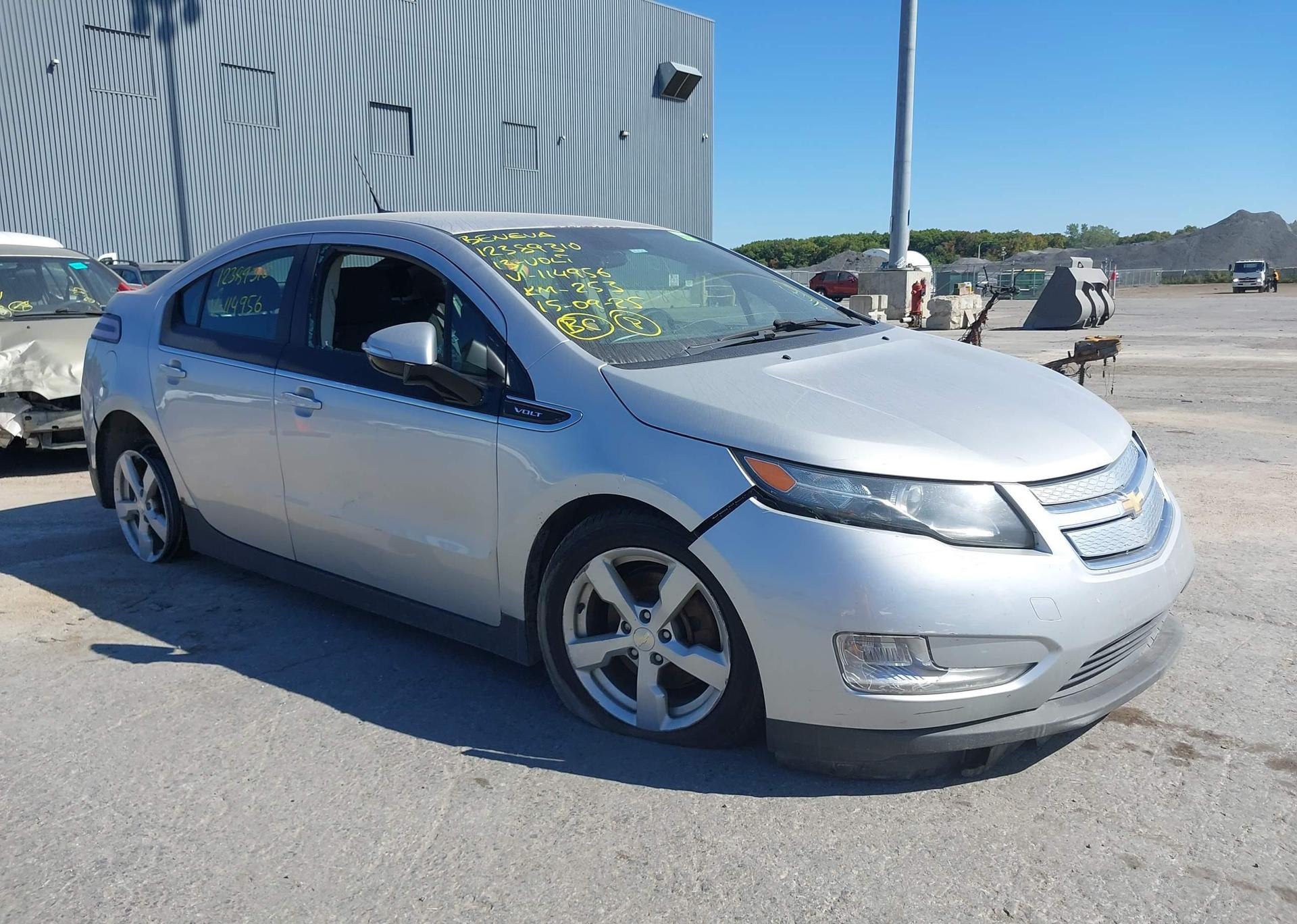 2013 CHEVROLET VOLT