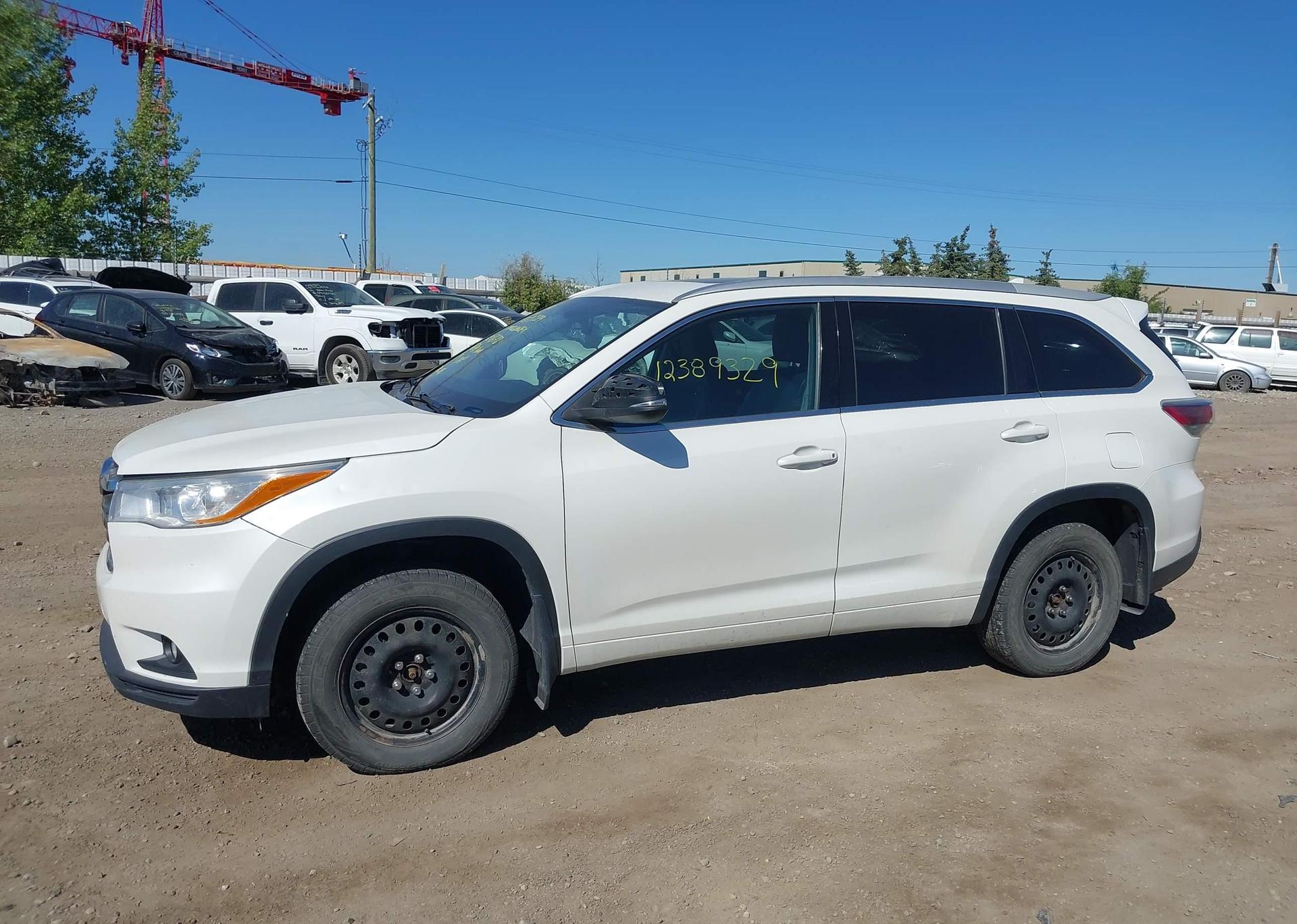 2014 TOYOTA highlander xle
