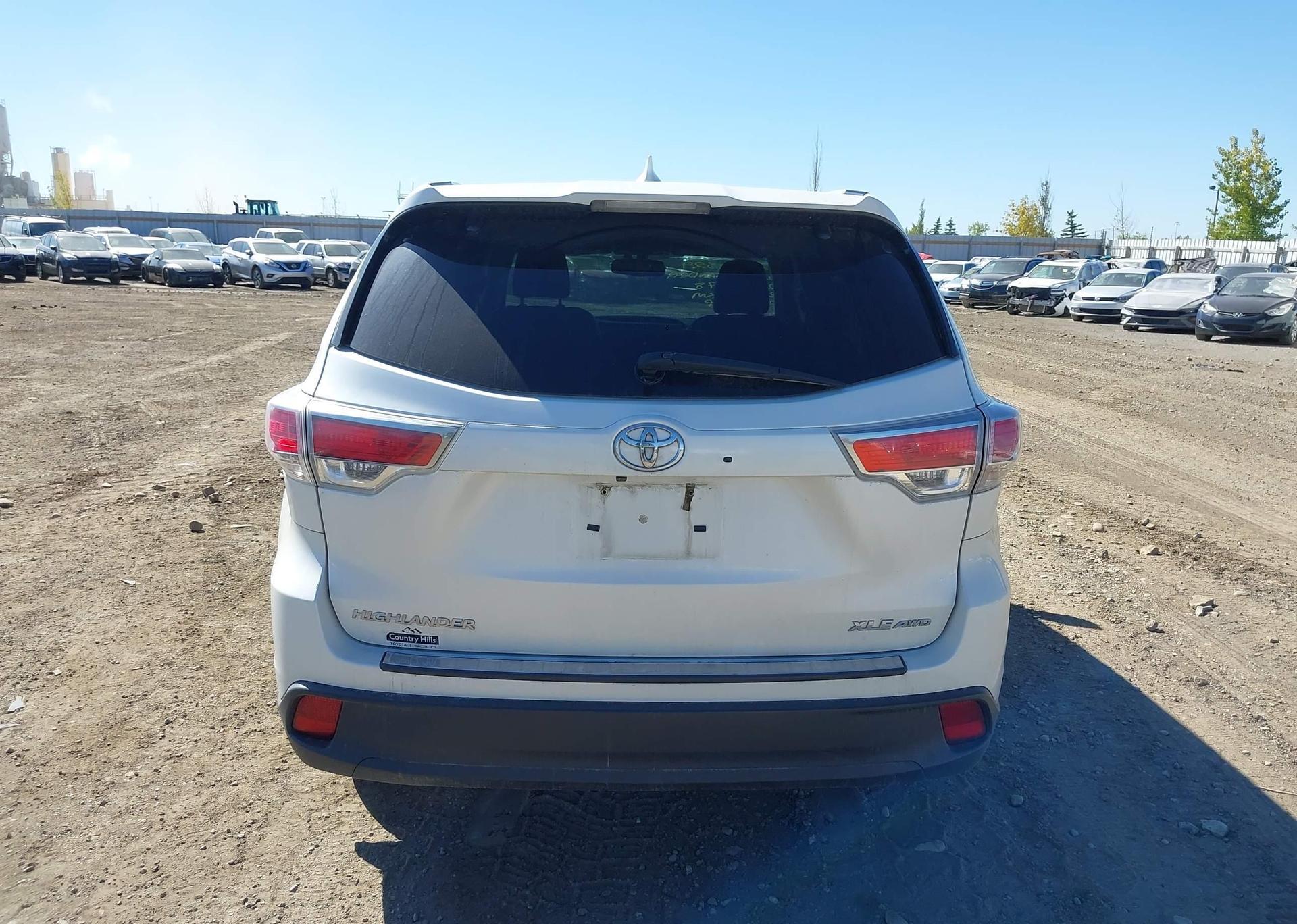 2014 TOYOTA highlander xle