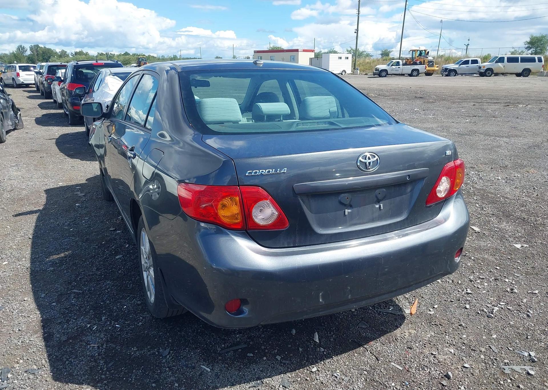 2009 TOYOTA COROLLA LE
