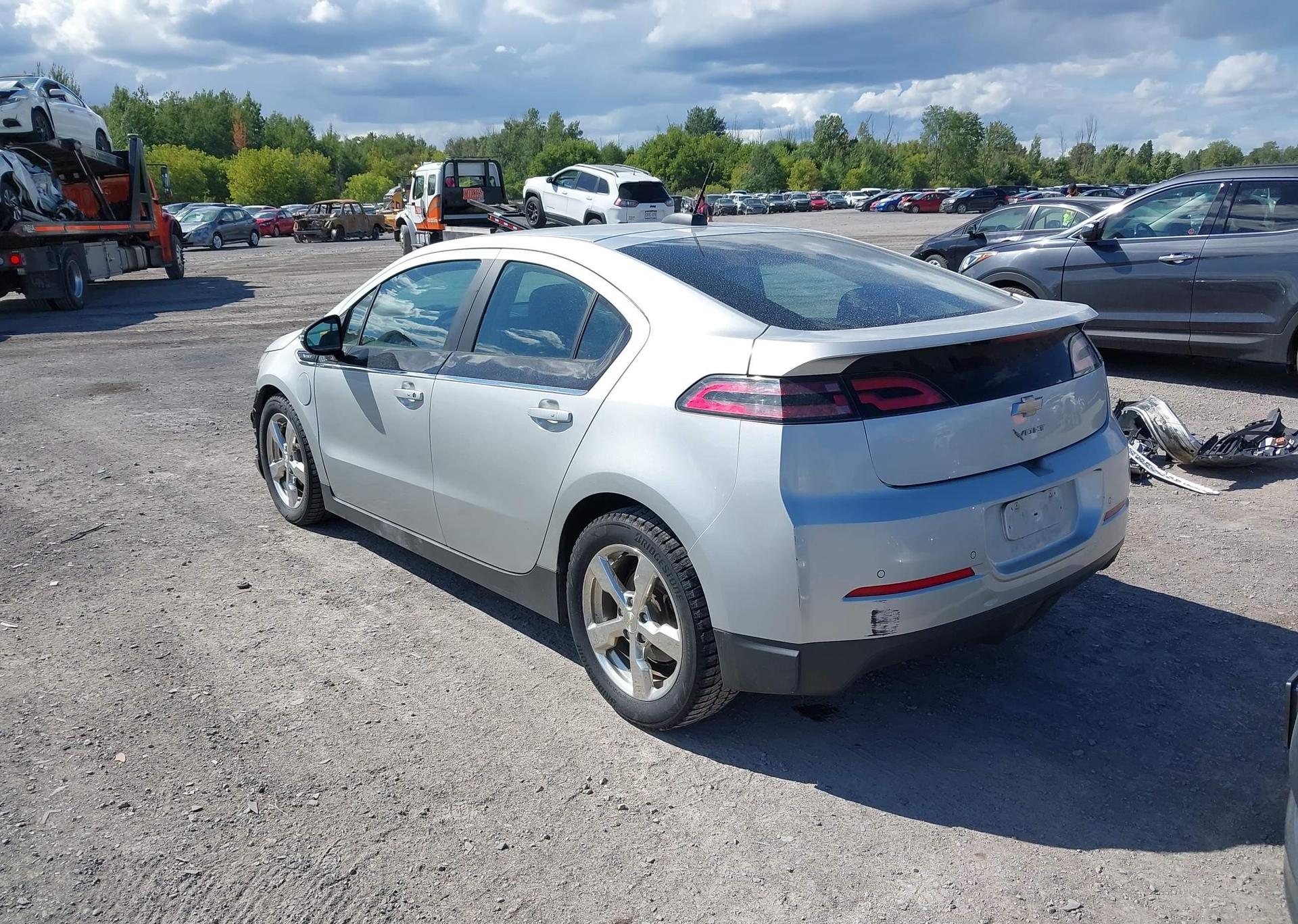 2015 CHEVROLET VOLT