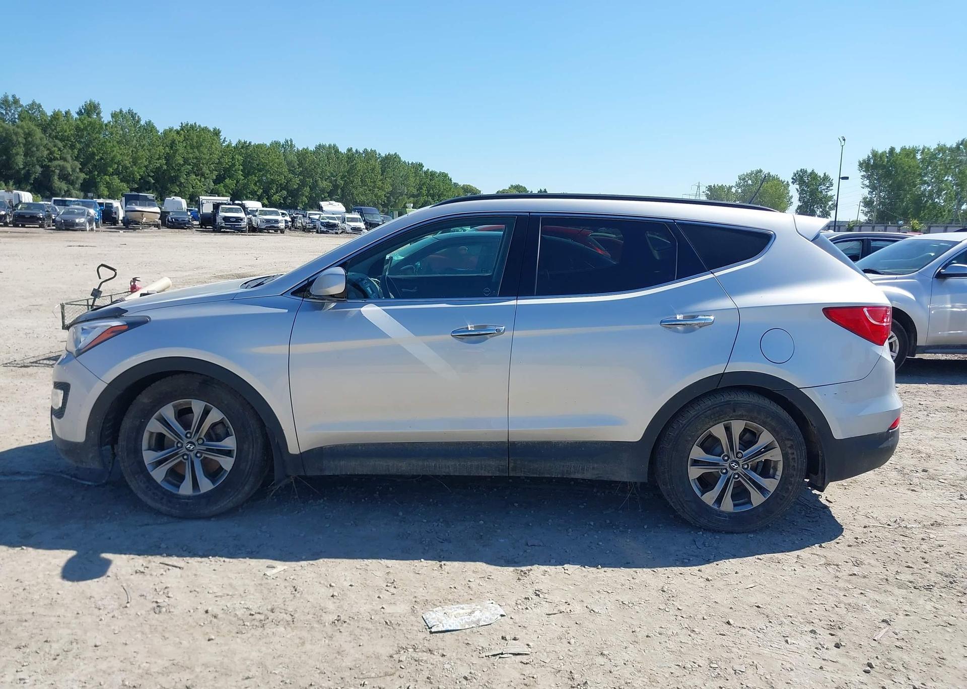 2014 HYUNDAI SANTA FE SPORT 2.4 BASE