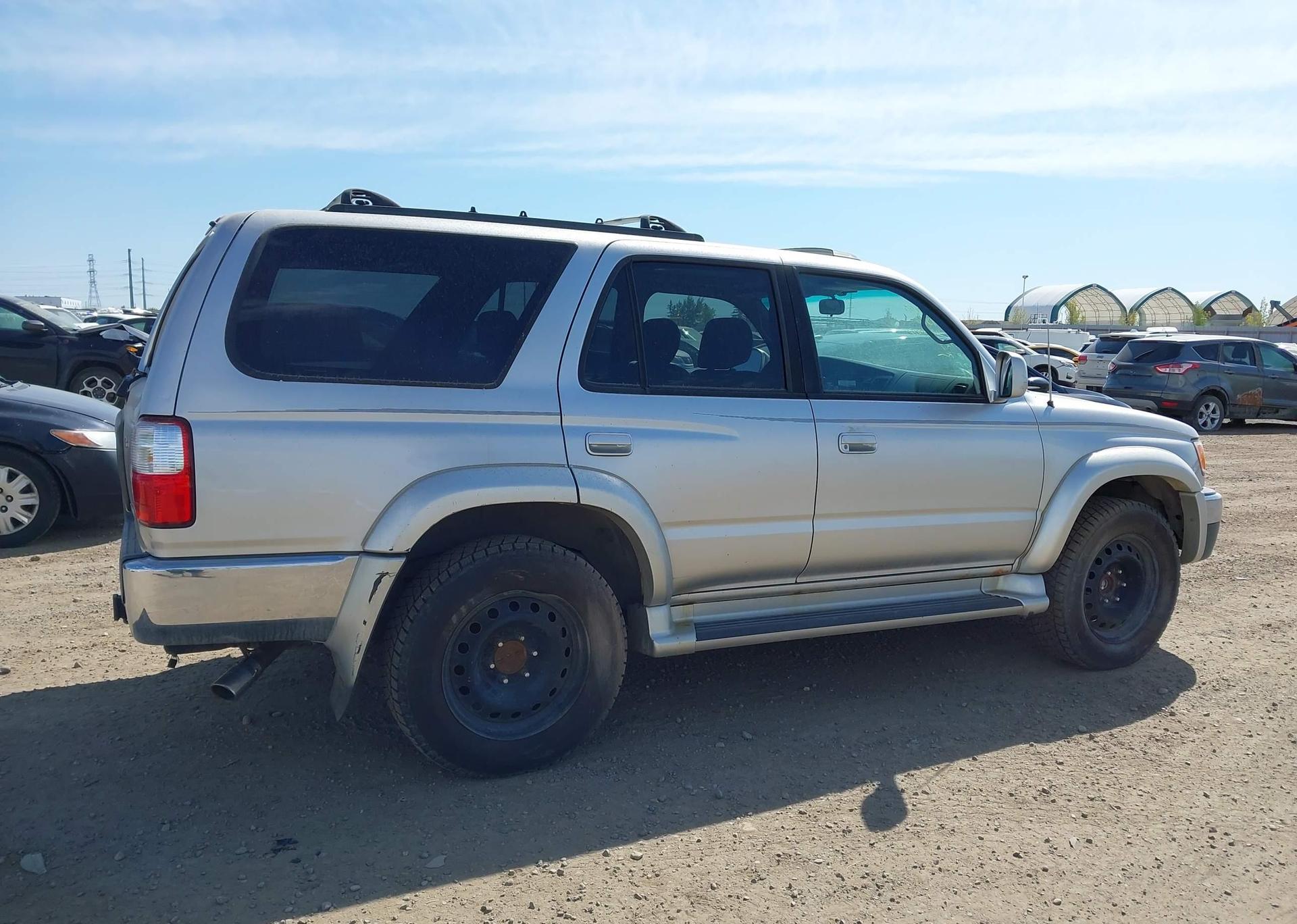 2001 TOYOTA 4RUNNER SR5