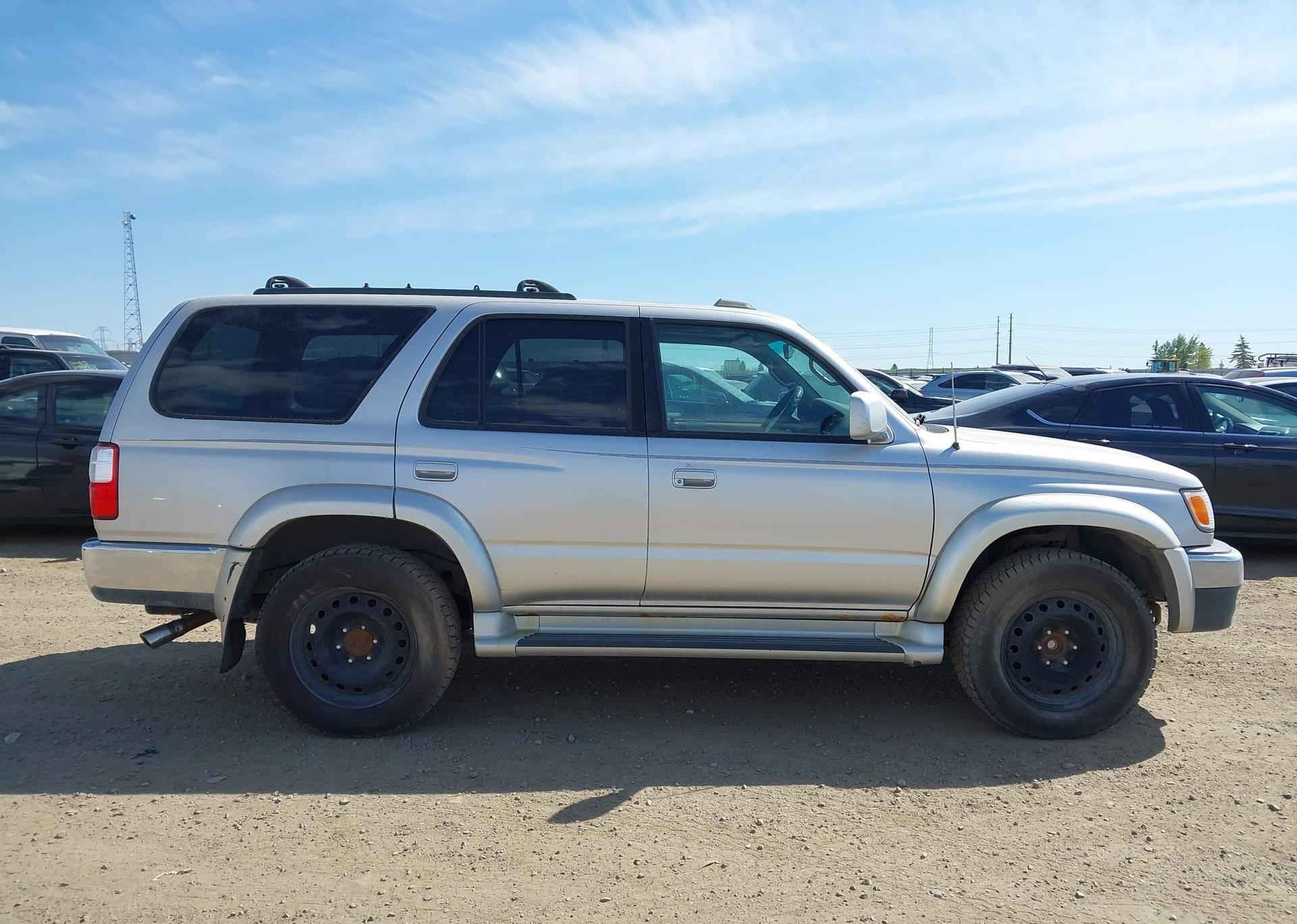 2001 TOYOTA 4RUNNER SR5