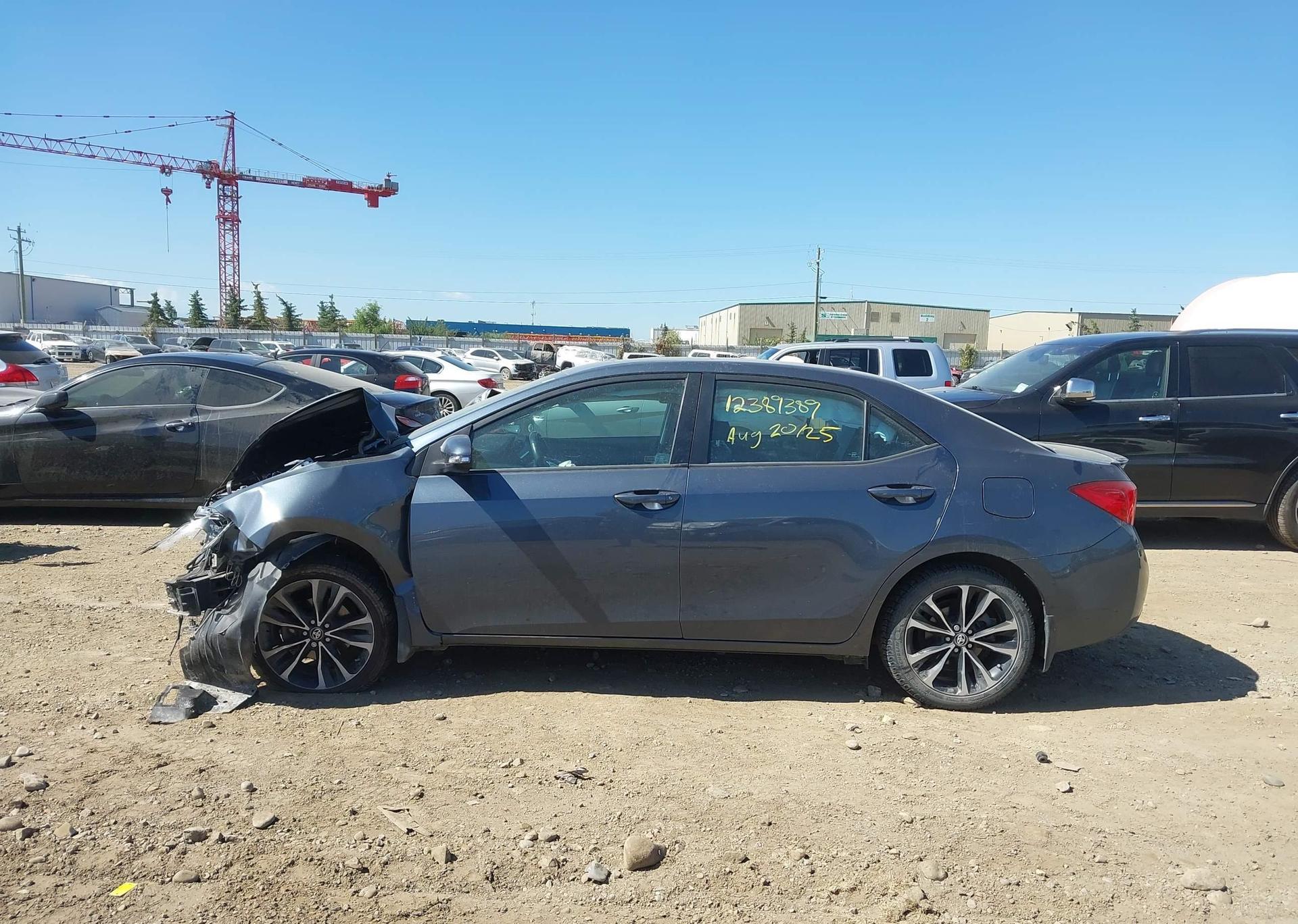 2019 TOYOTA COROLLA SE