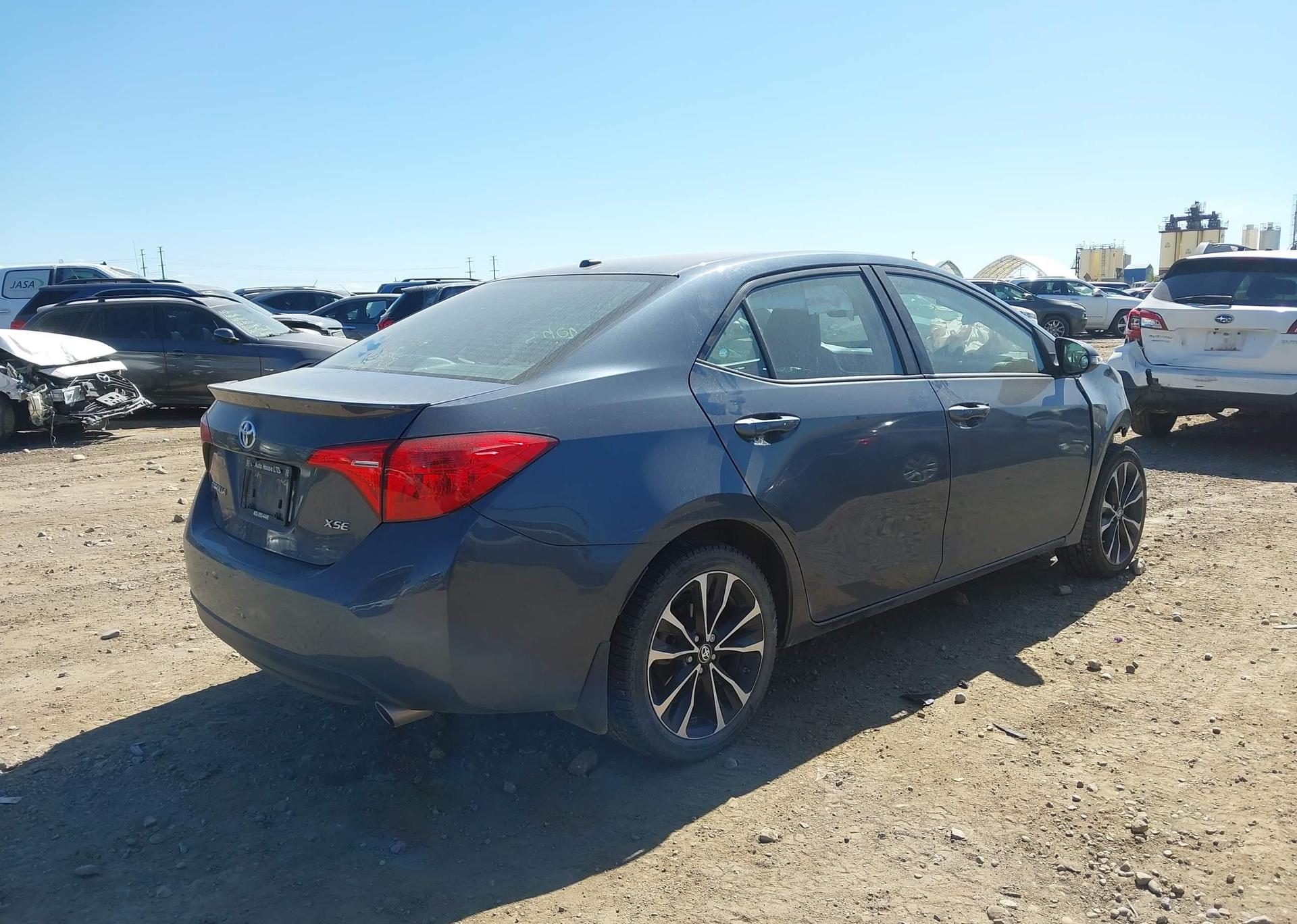 2019 TOYOTA COROLLA SE