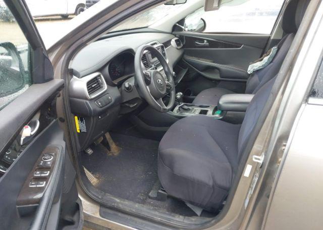 2016 KIA SORENTO LX