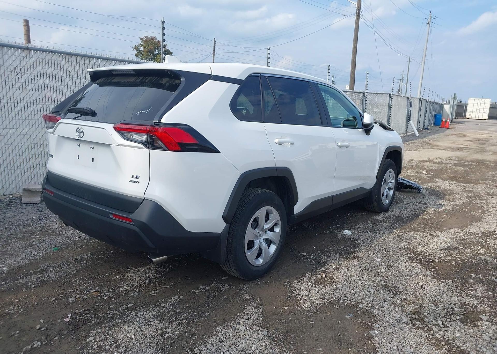 2024 TOYOTA RAV4 LE