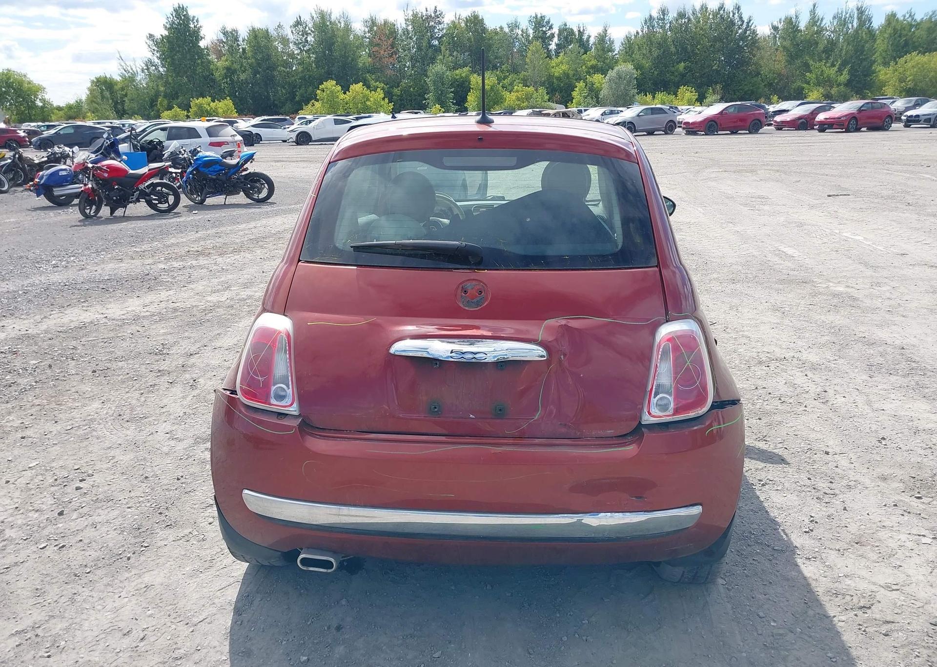 2013 FIAT 500 LOUNGE