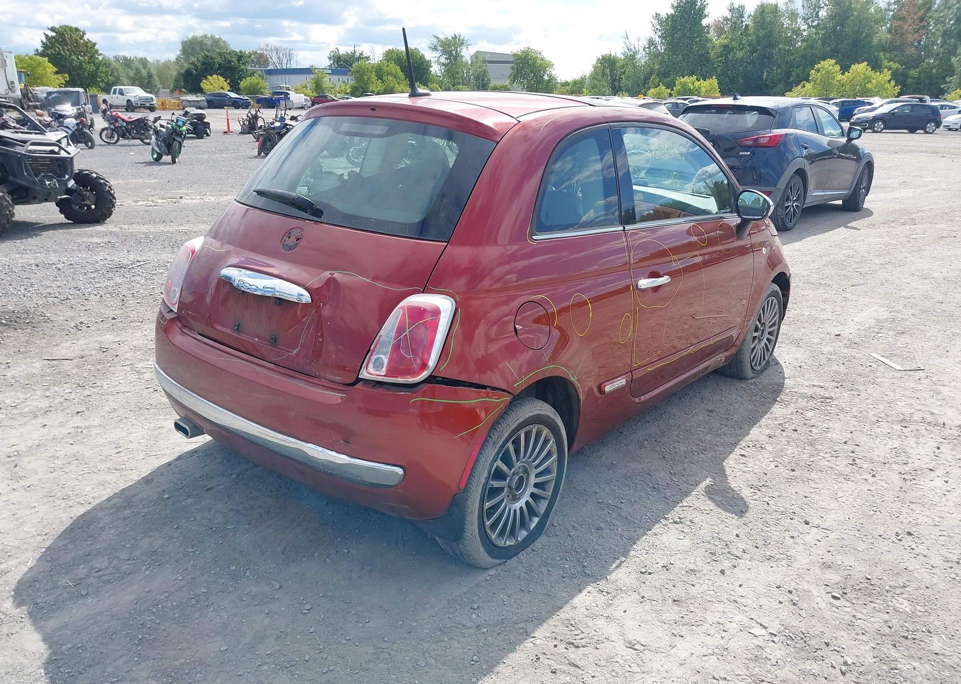 2013 FIAT 500 LOUNGE