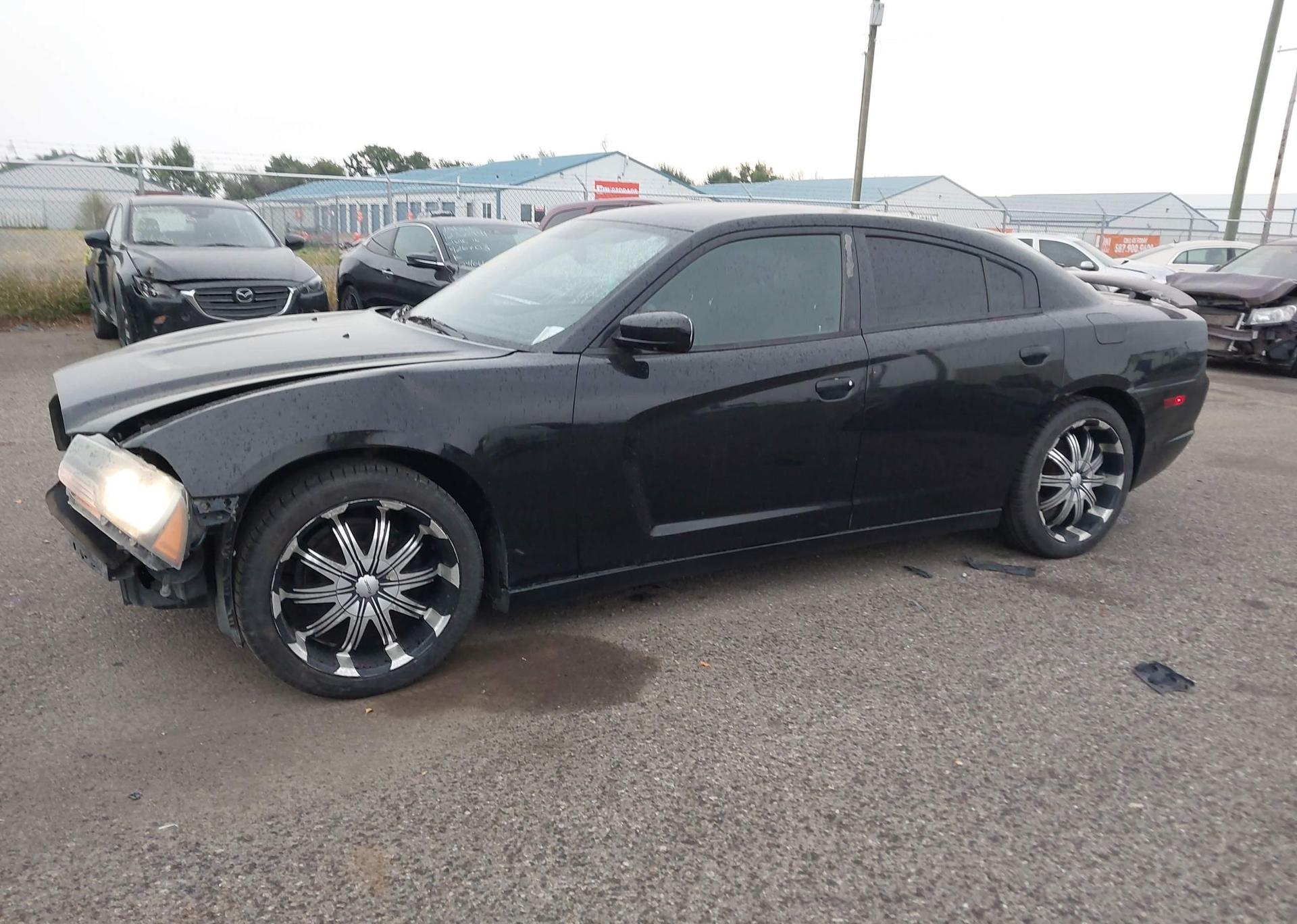 2012 DODGE CHARGER SE