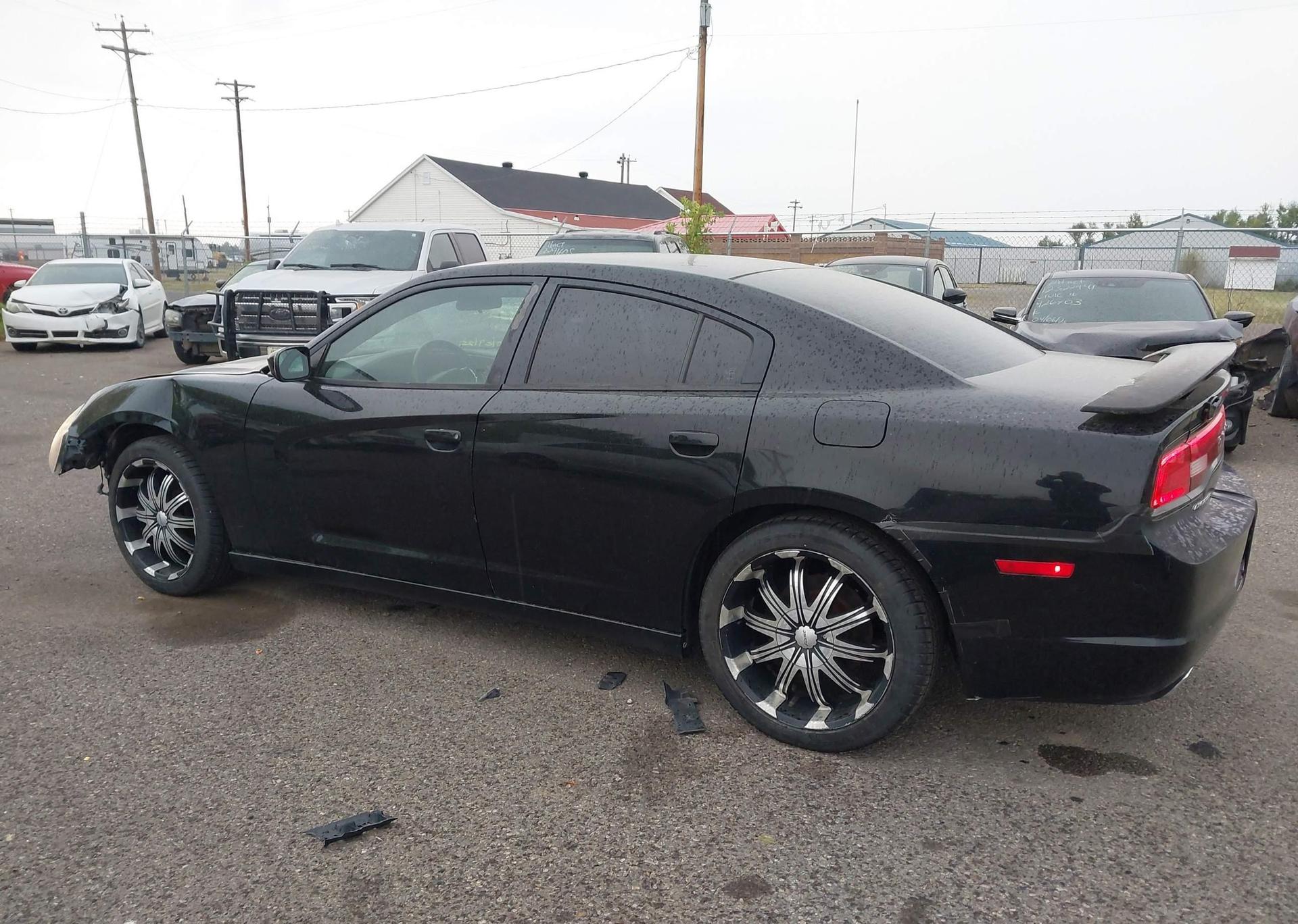 2012 DODGE CHARGER SE