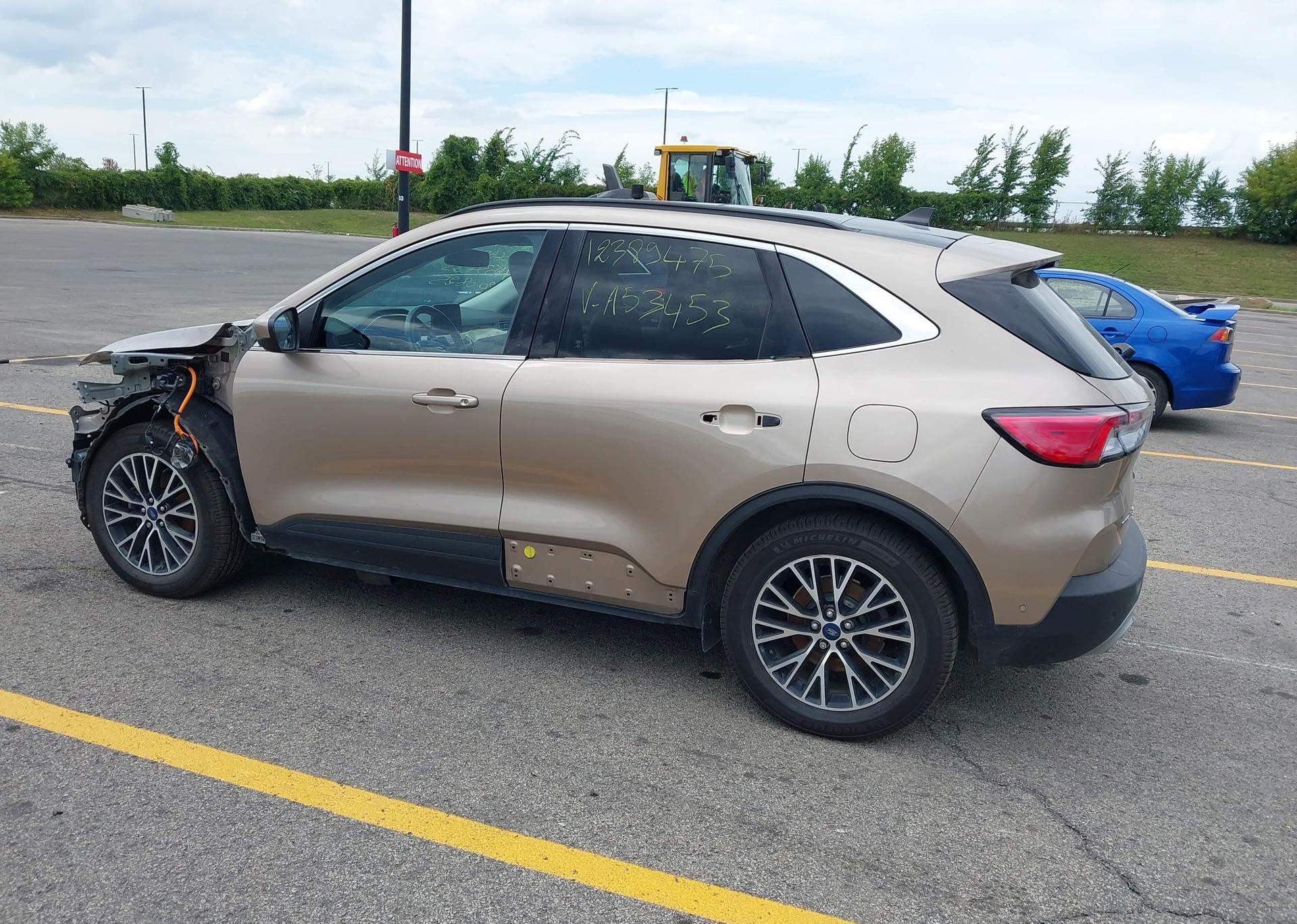 2021 FORD ESCAPE