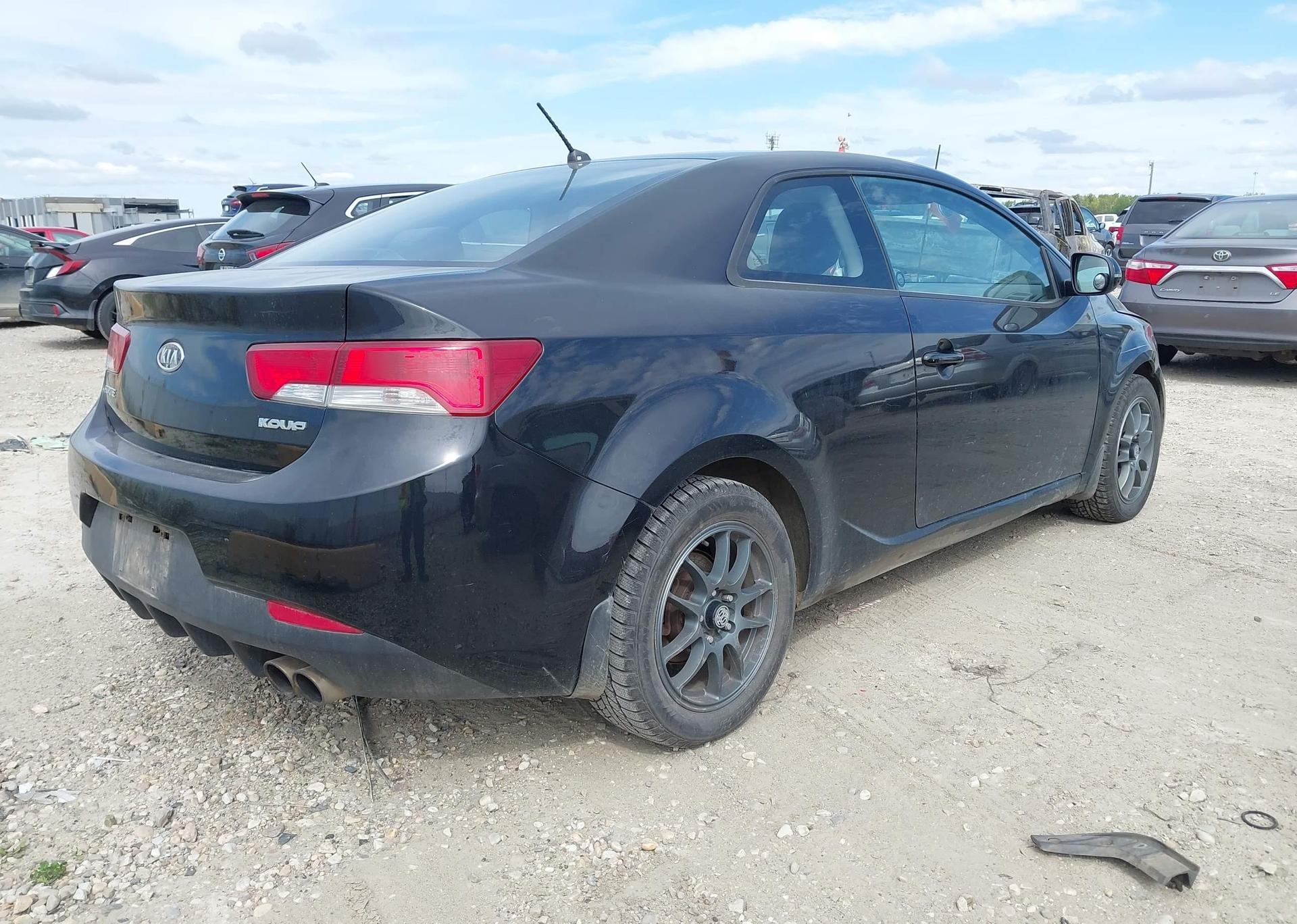 2012 KIA FORTE KOUP 2.0L EX