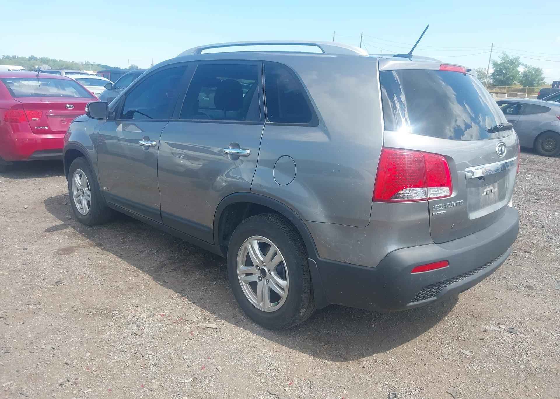 2011 KIA SORENTO EX