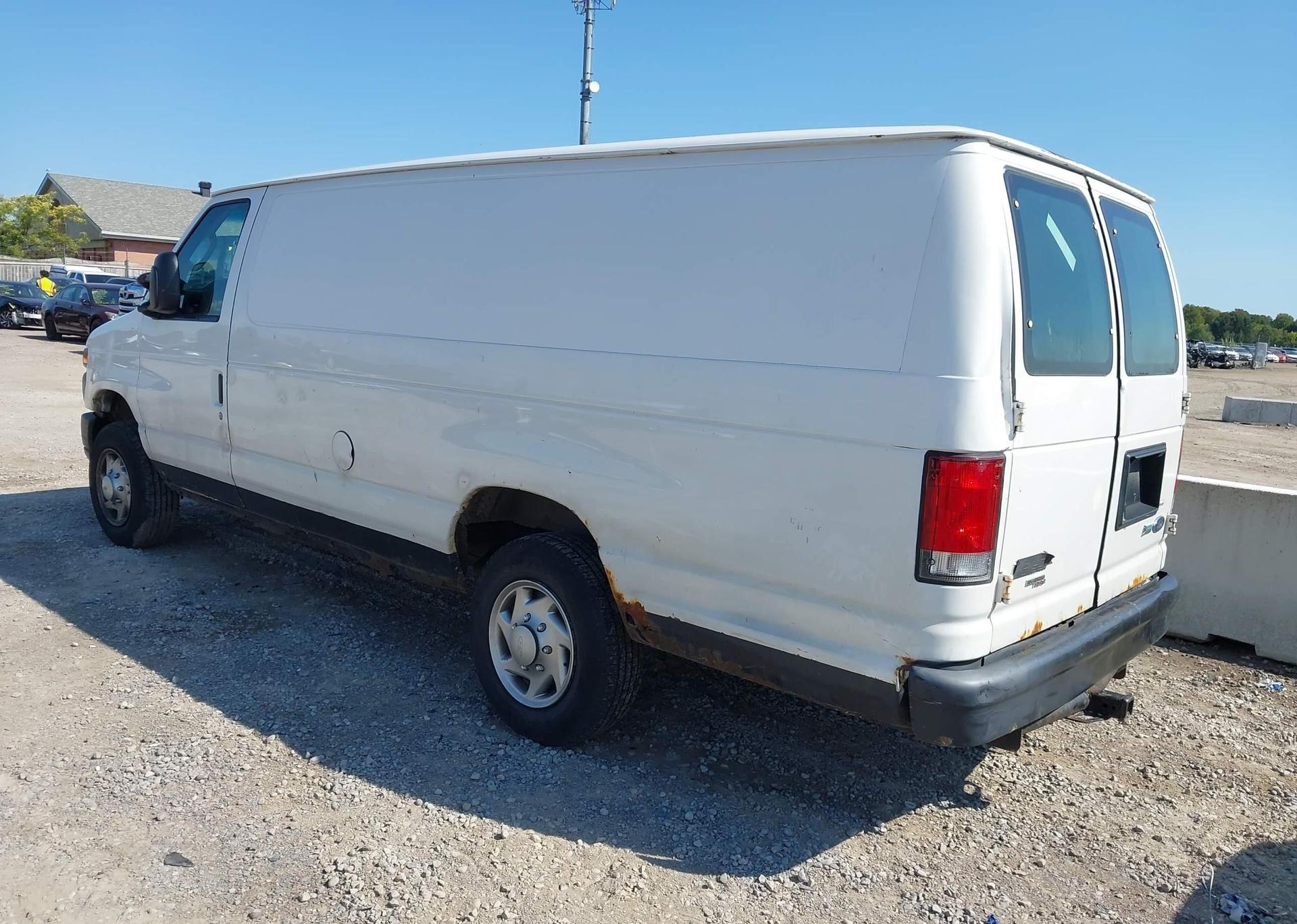 2013 FORD E-250 COMMERCIAL