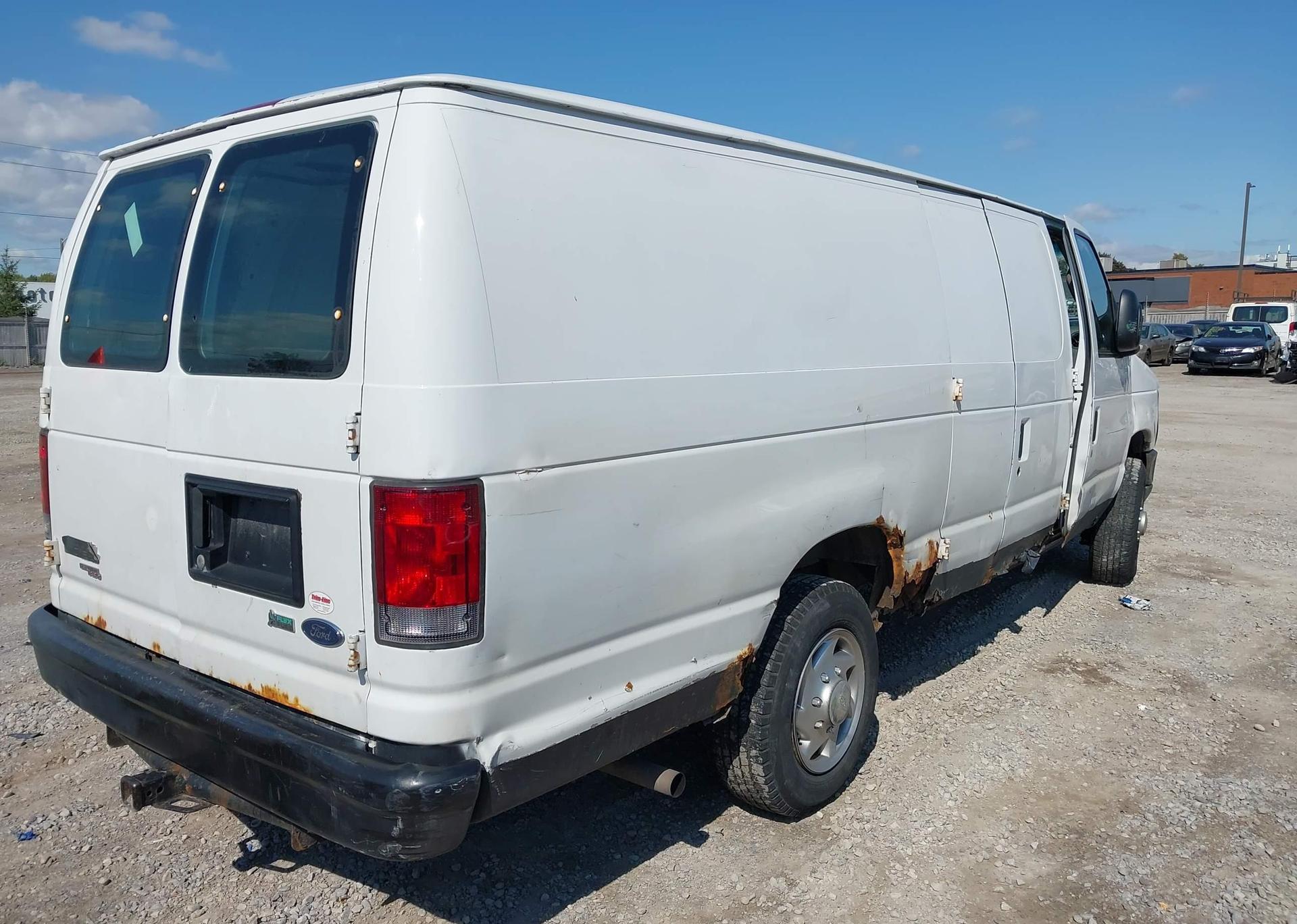 2013 FORD E-250 COMMERCIAL