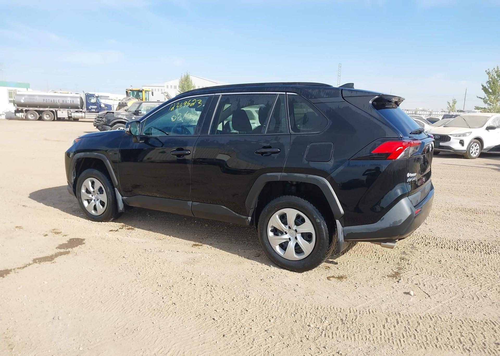 2019 TOYOTA RAV4 LE