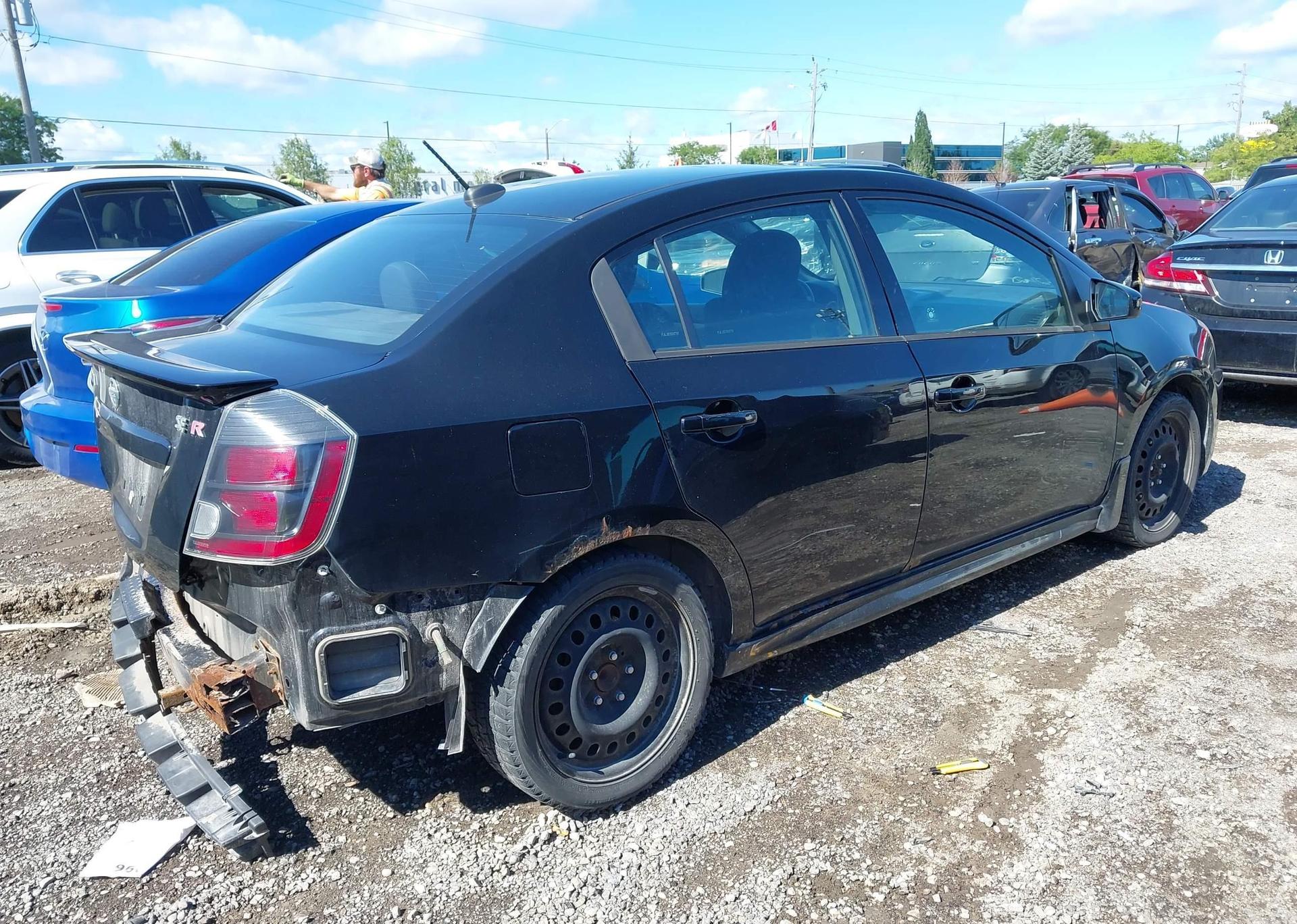 2010 NISSAN SENTRA SE-R