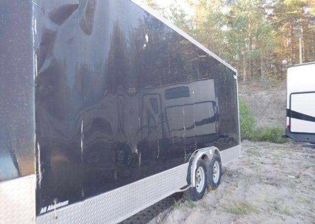 2018 TRAILER Lightning Enclosed trailer