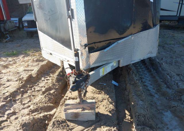 2018 TRAILER Lightning Enclosed trailer