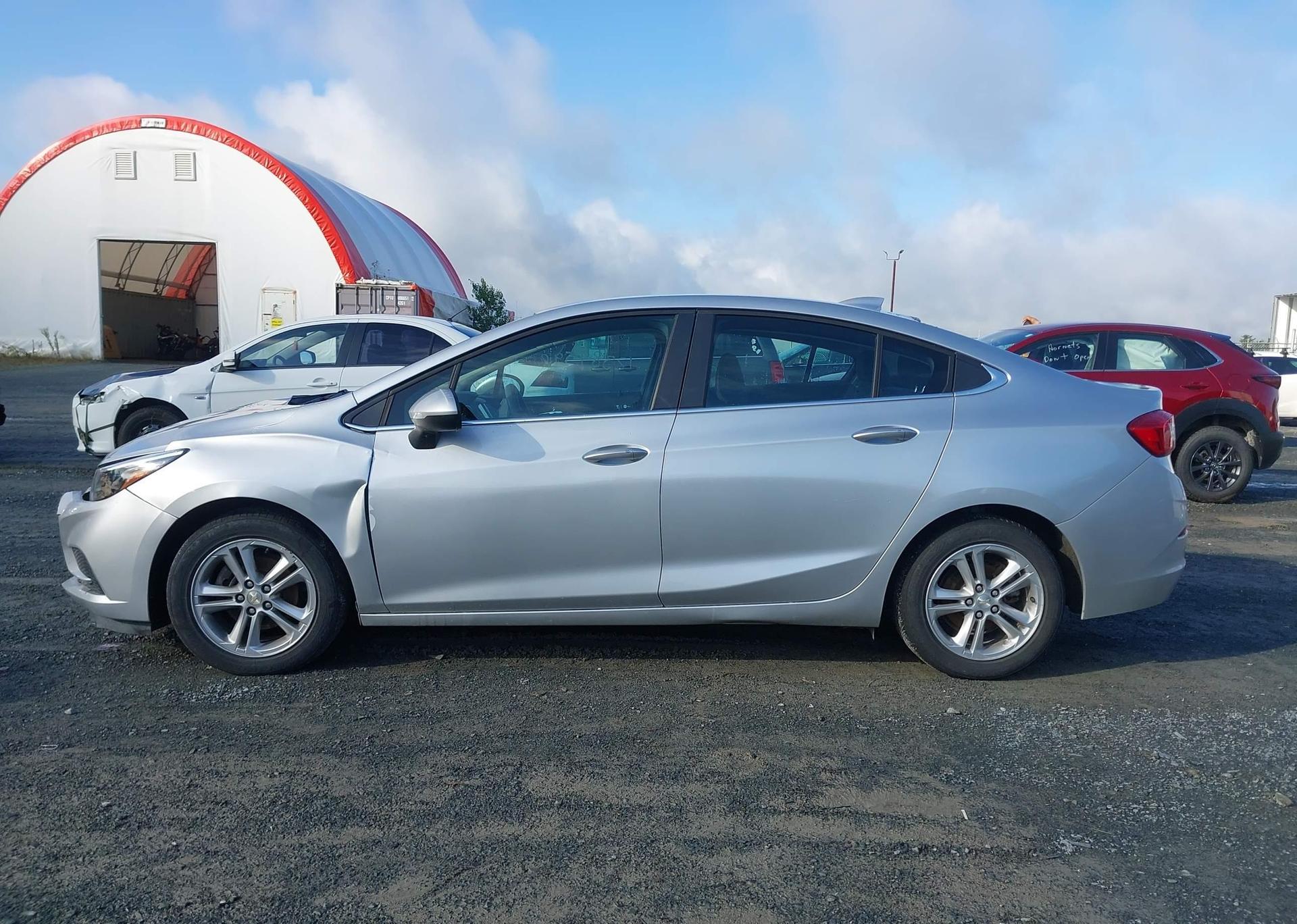 2018 CHEVROLET CRUZE LT