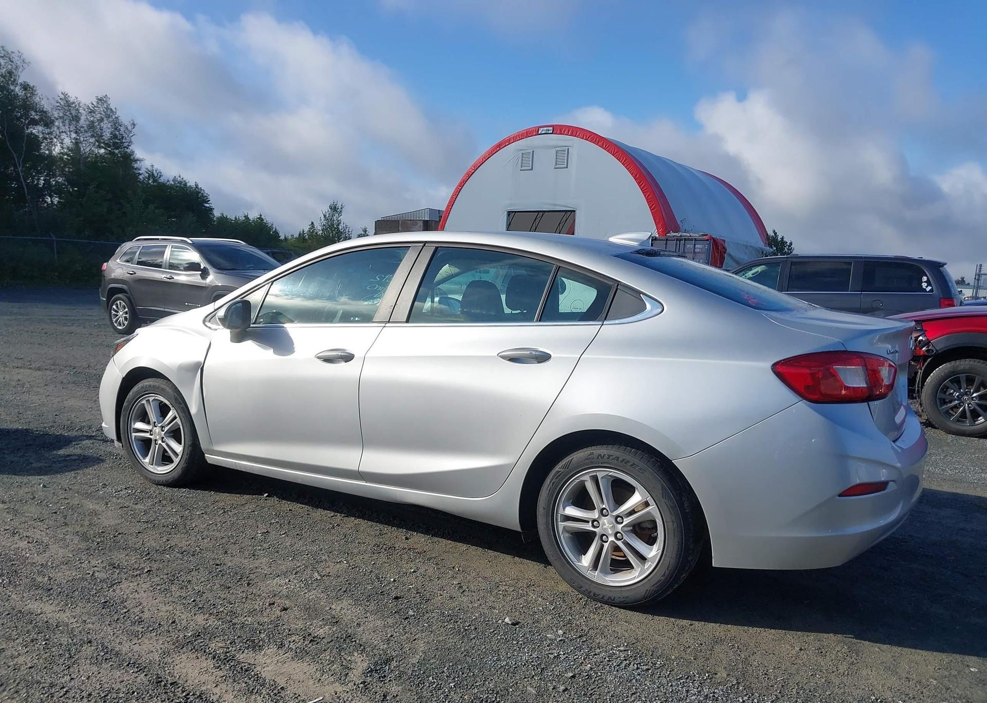 2018 CHEVROLET CRUZE LT