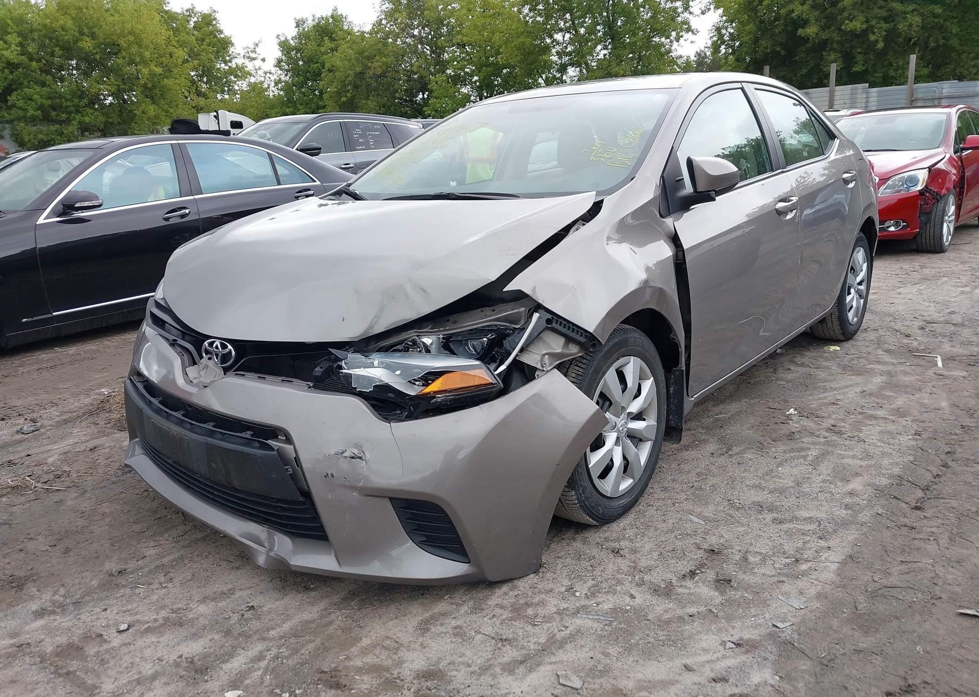 2014 TOYOTA COROLLA LE