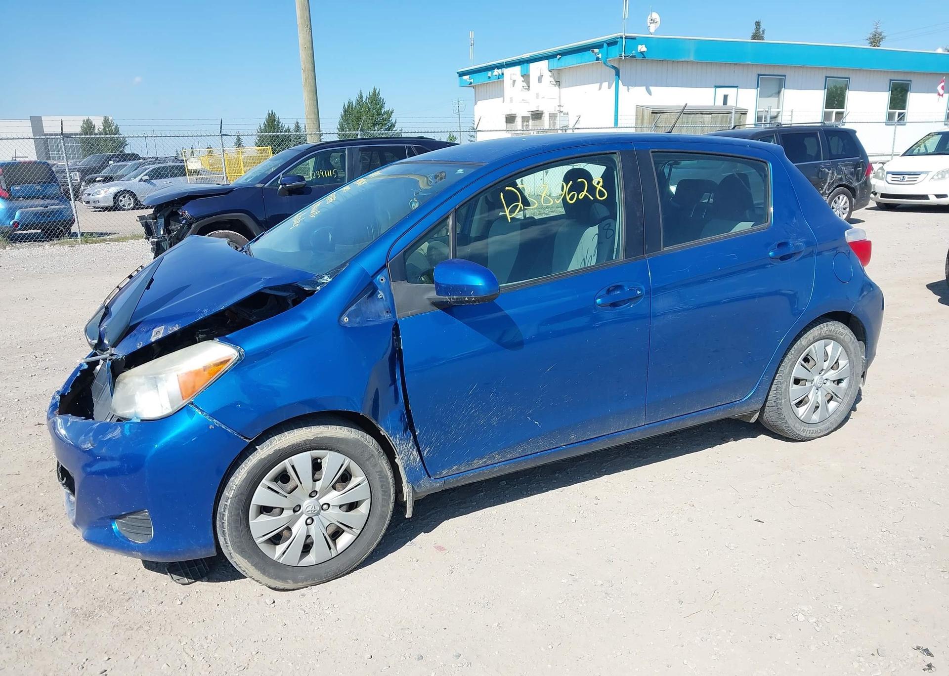 2012 TOYOTA YARIS