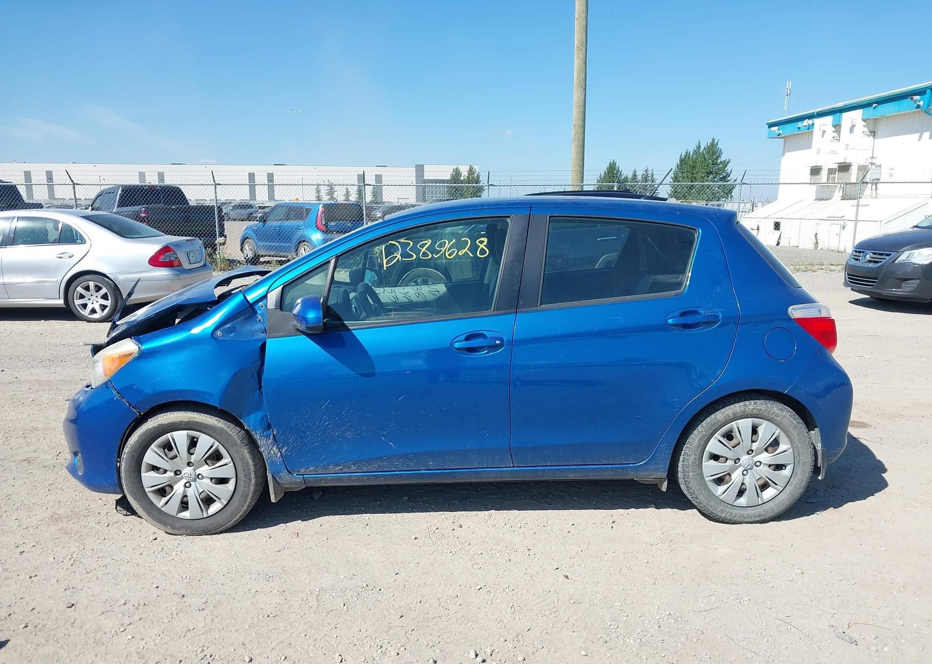 2012 TOYOTA YARIS