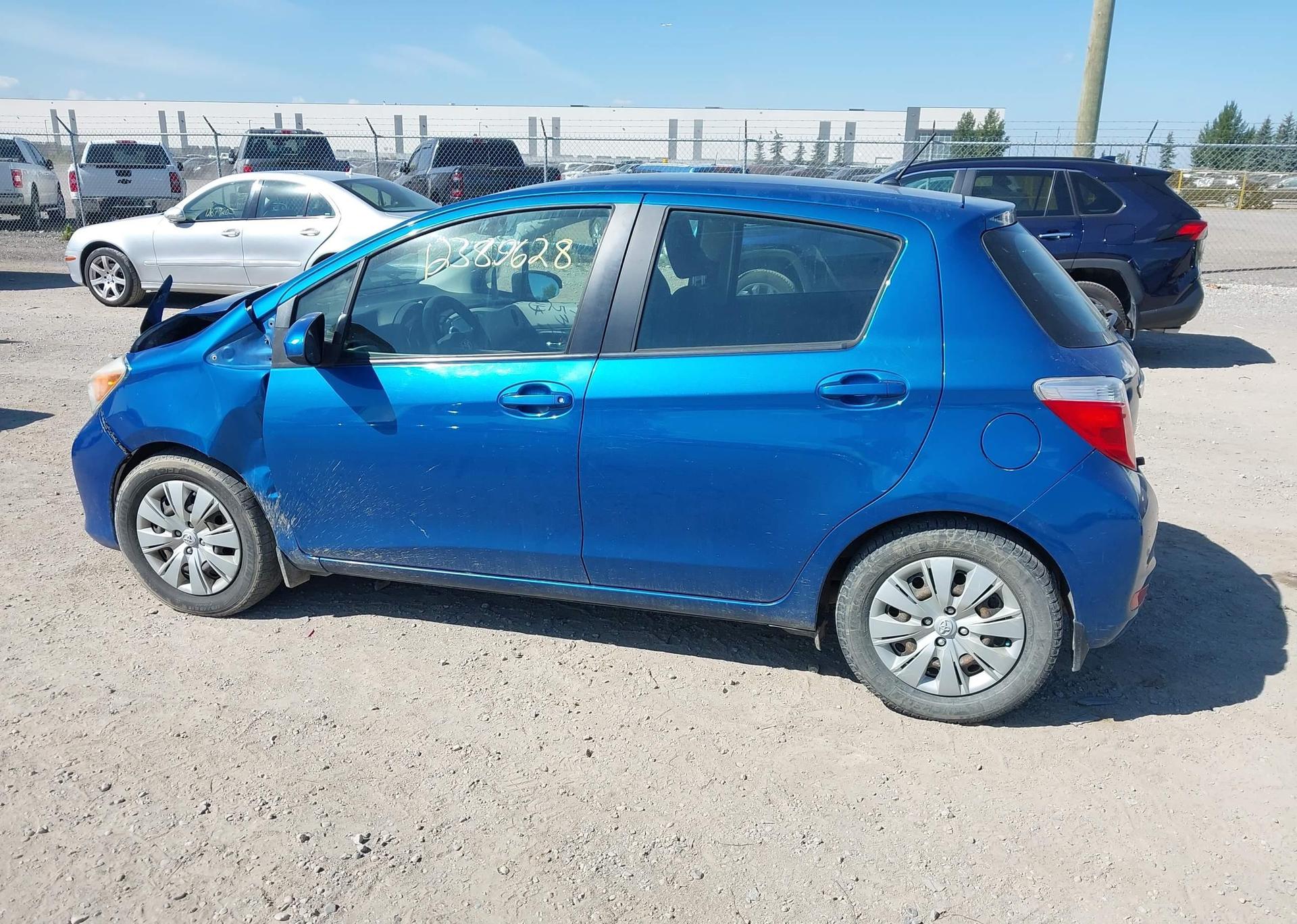 2012 TOYOTA YARIS