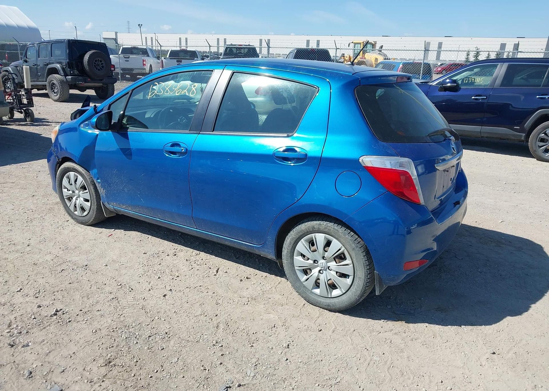 2012 TOYOTA YARIS
