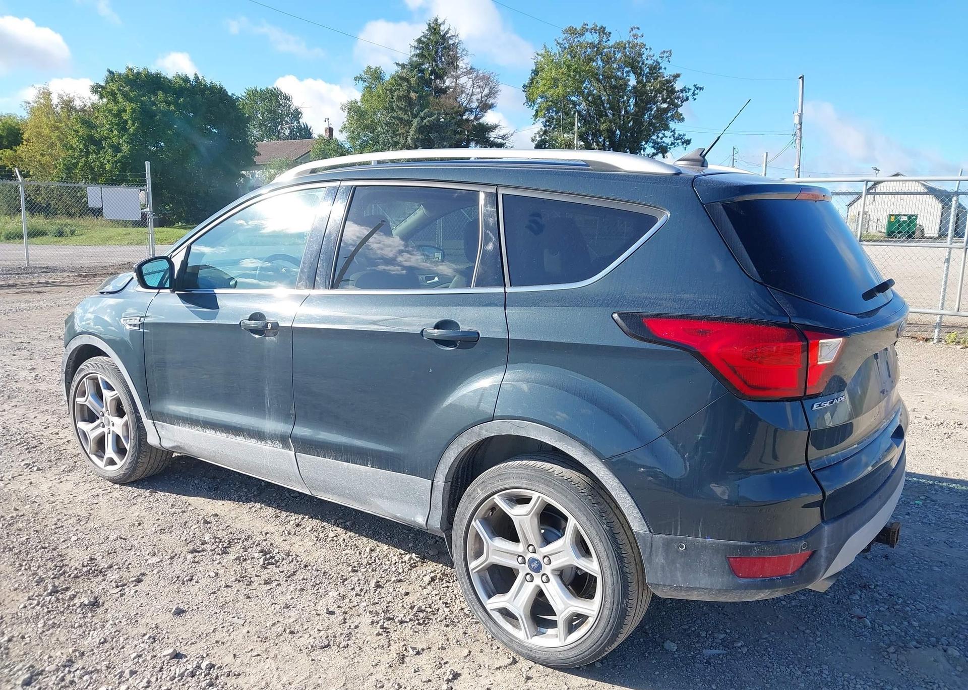 2019 FORD ESCAPE TITANIUM