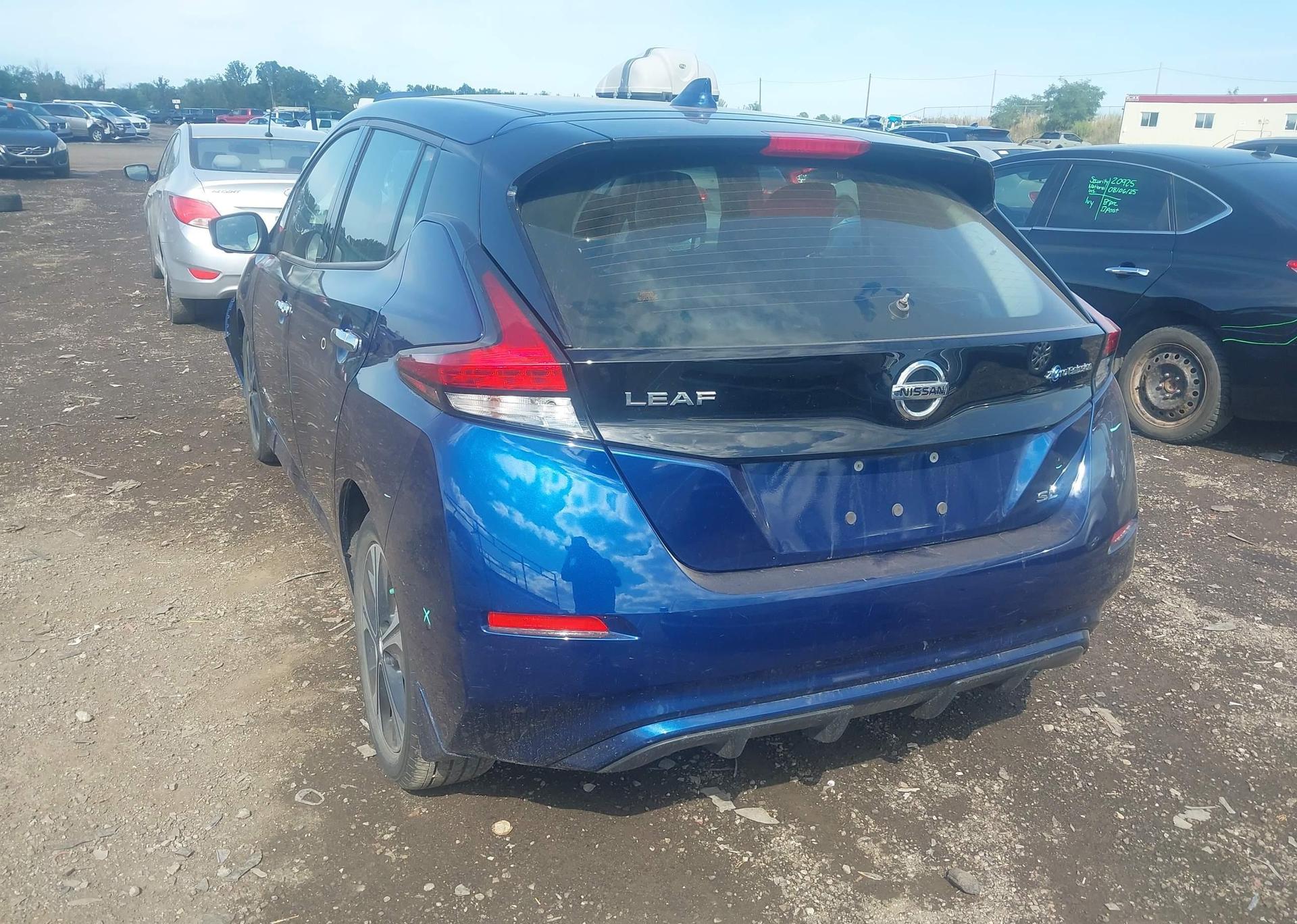 2018 NISSAN LEAF S