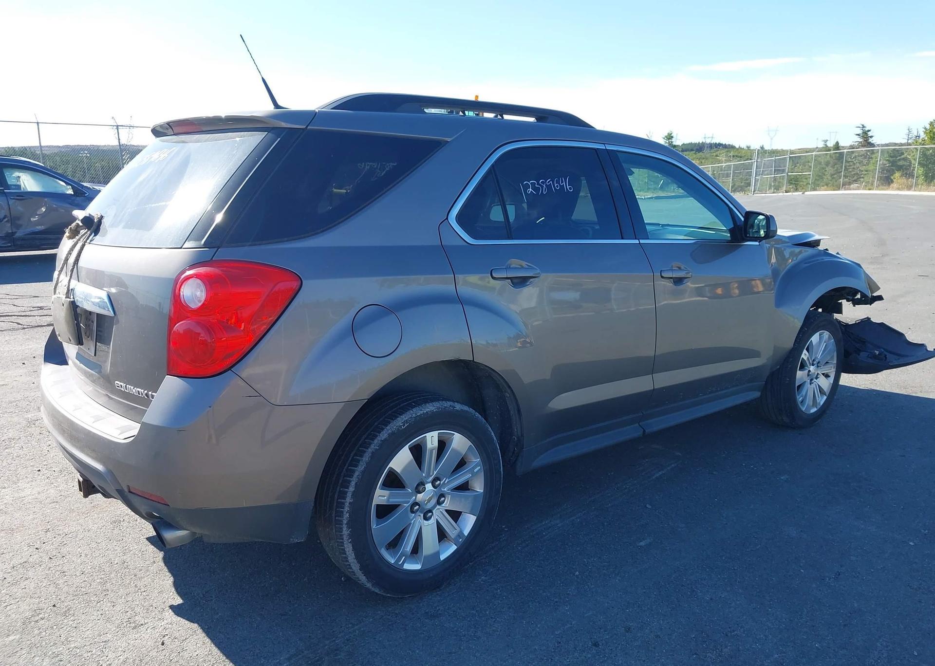 2011 CHEVROLET EQUINOX LT