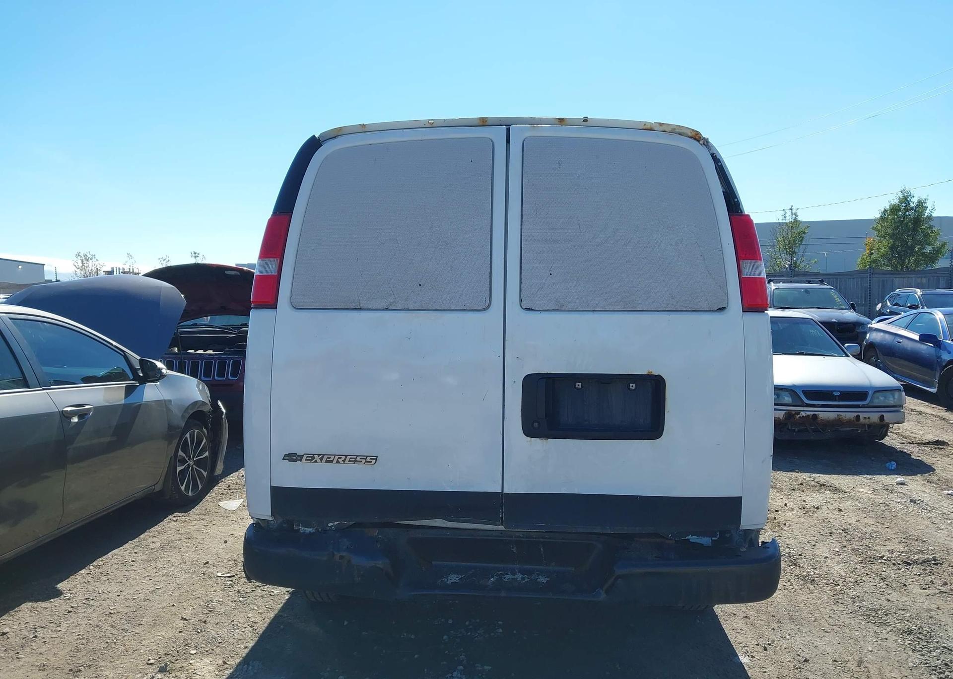 2017 CHEVROLET EXPRESS 2500