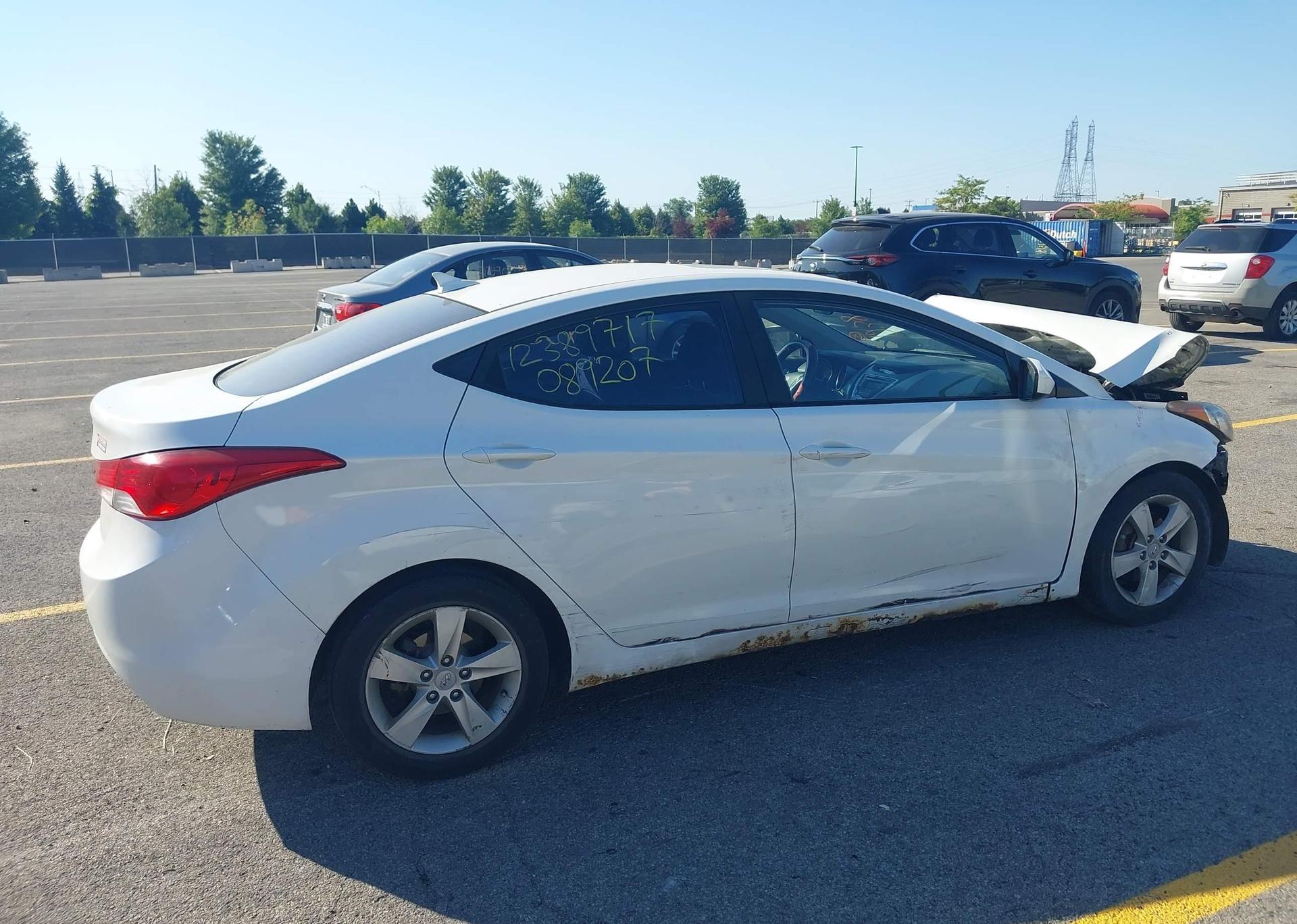 2012 HYUNDAI ELANTRA GLS