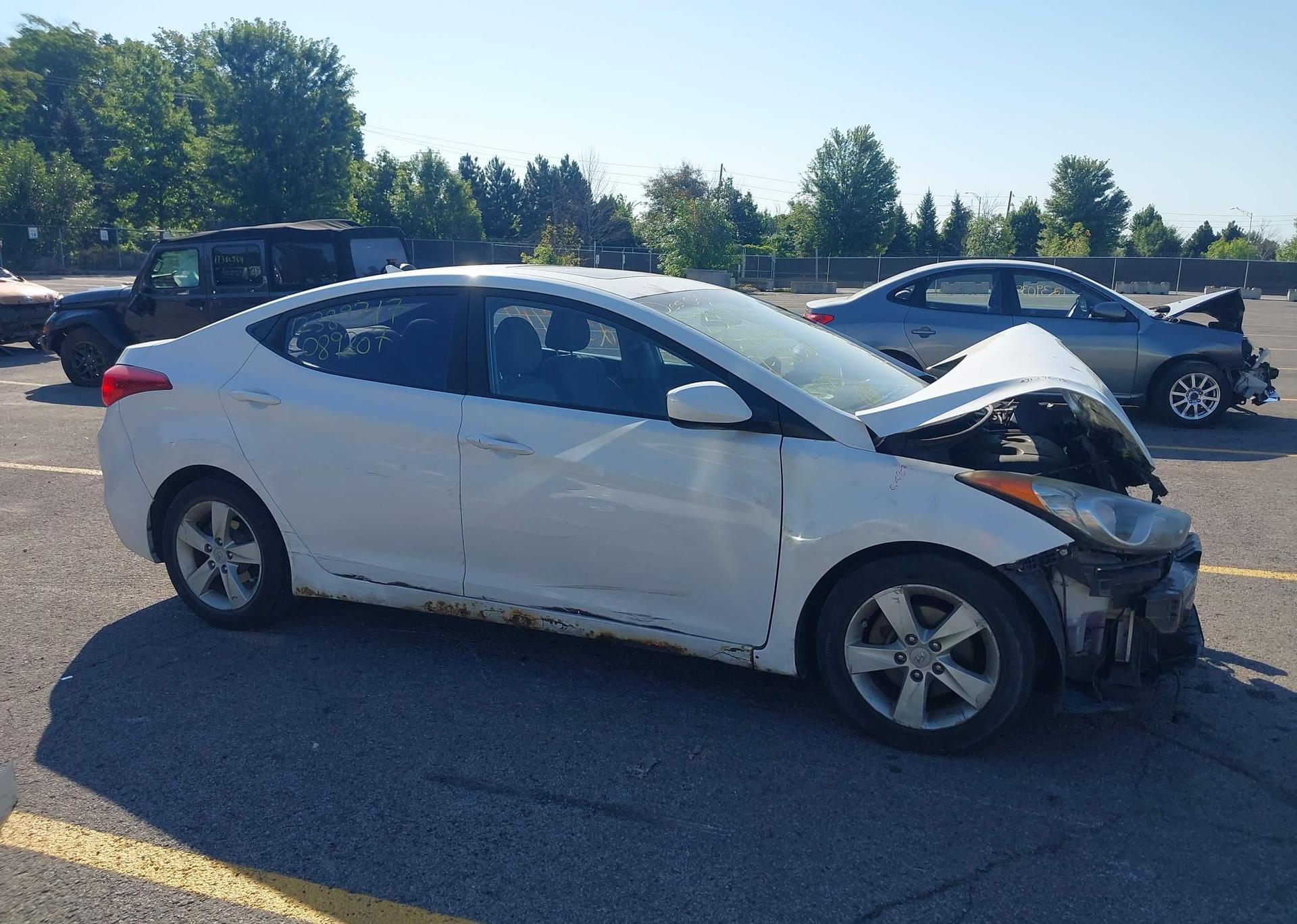 2012 HYUNDAI ELANTRA GLS