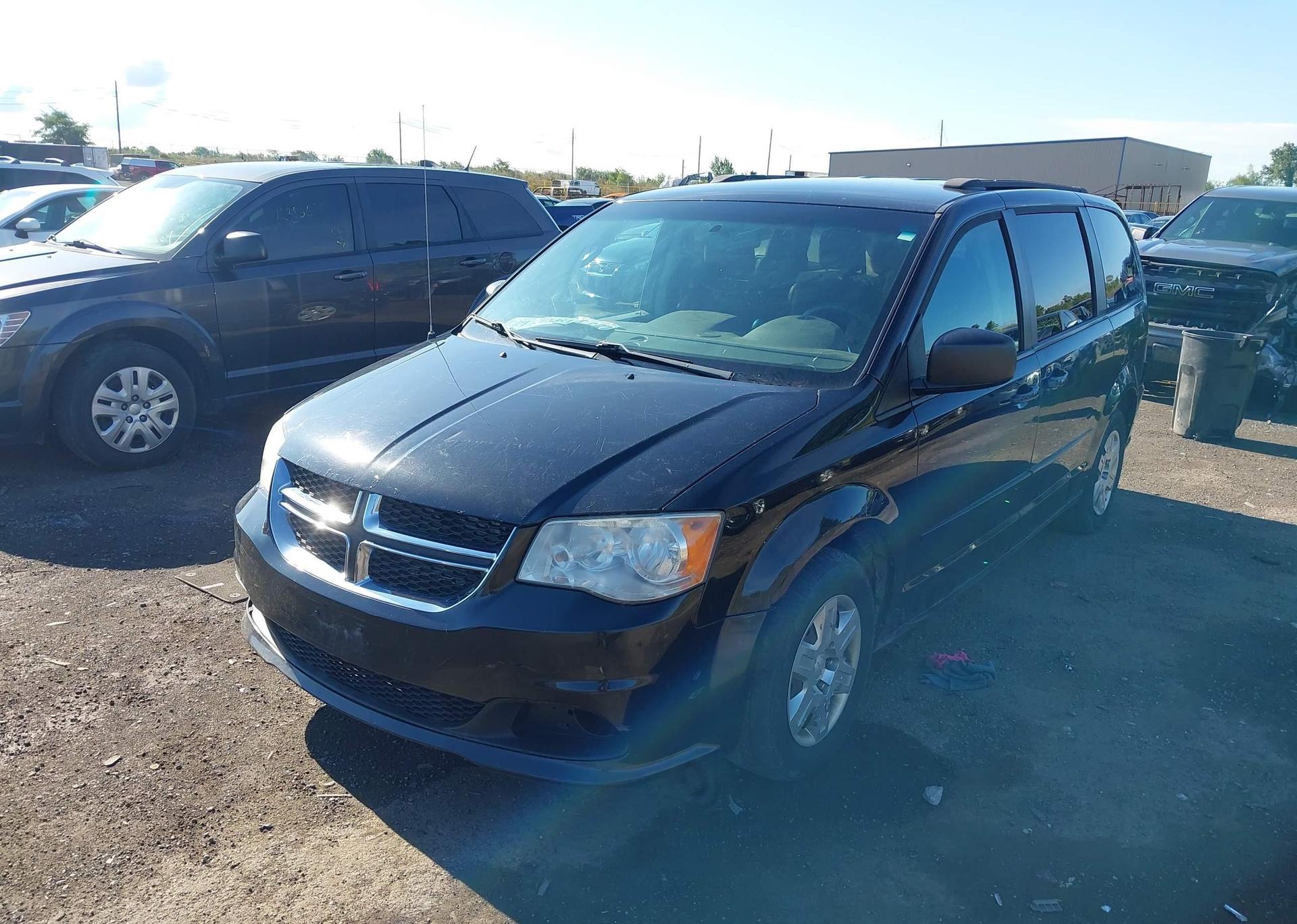 2013 DODGE GRAND CARAVAN SE