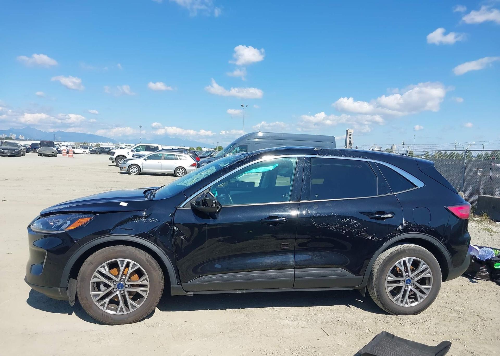 2022 FORD ESCAPE SEL