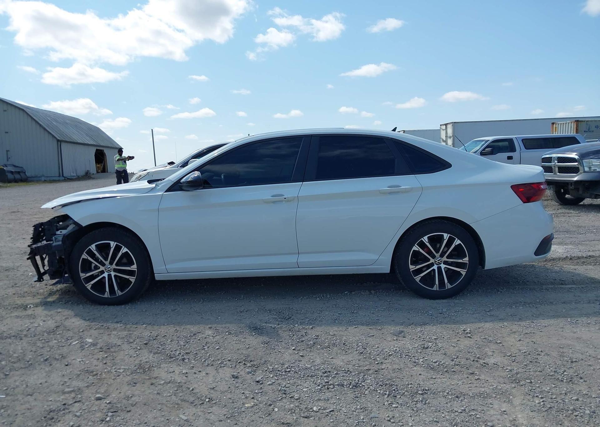2022 VOLKSWAGEN JETTA