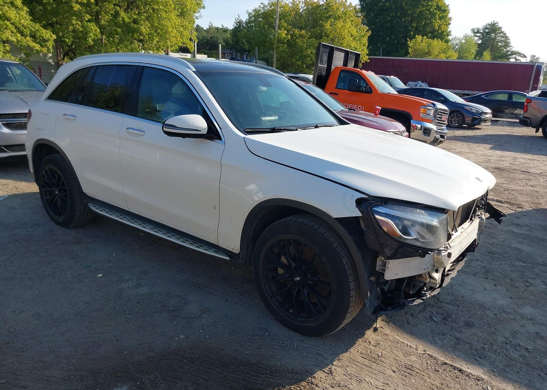 2018 MERCEDES-BENZ GLC 300 4MATIC