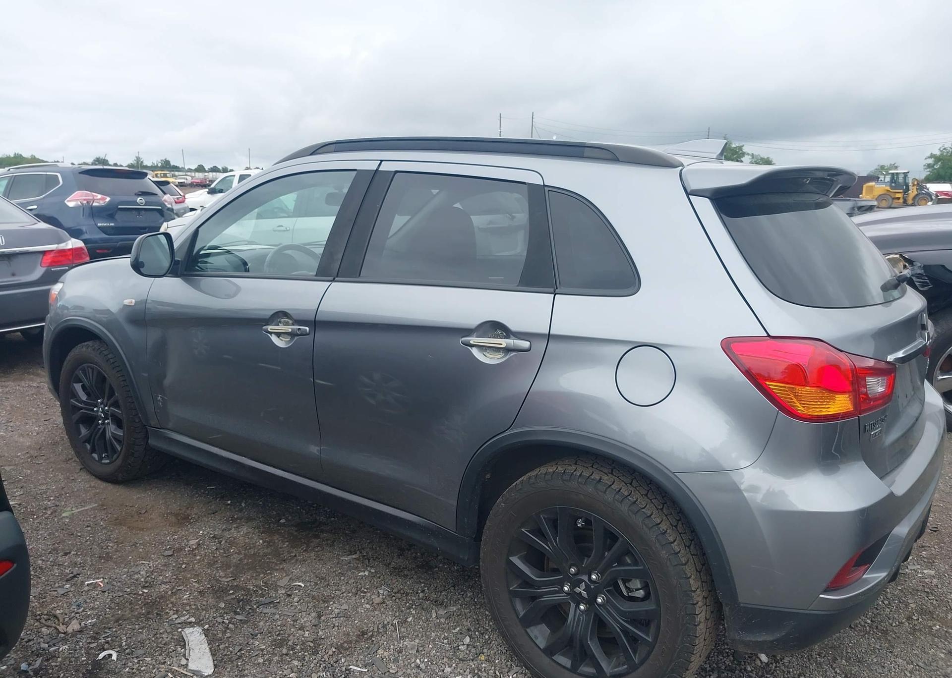 2018 MITSUBISHI RVR GT