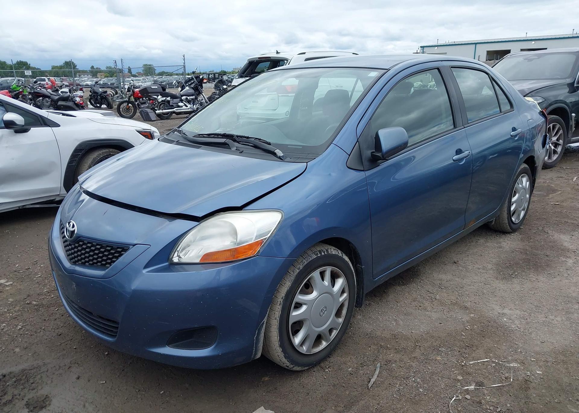 2009 TOYOTA YARIS