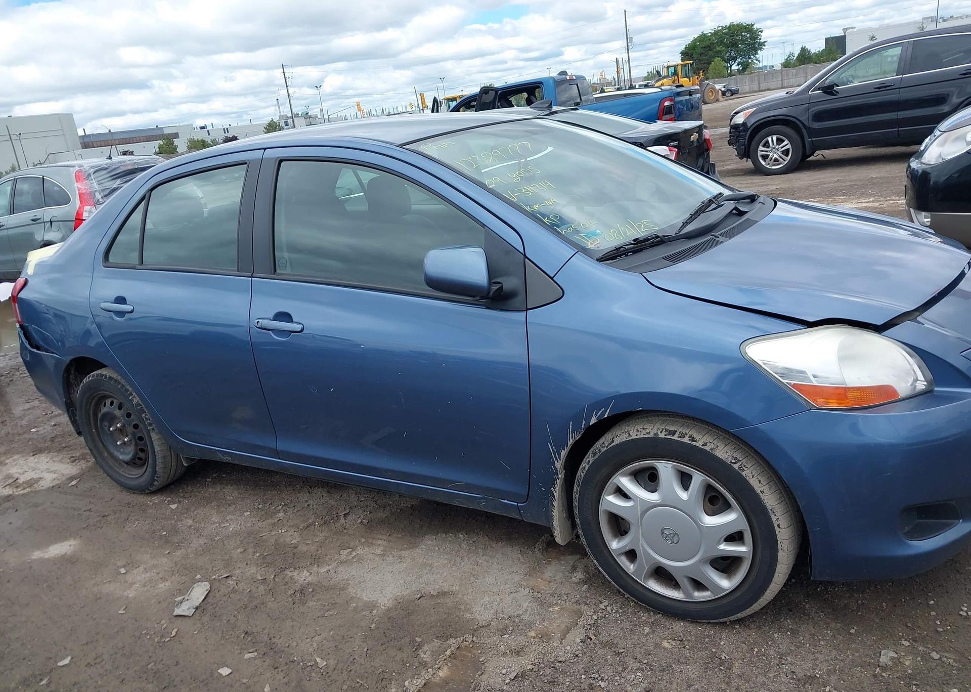 2009 TOYOTA YARIS