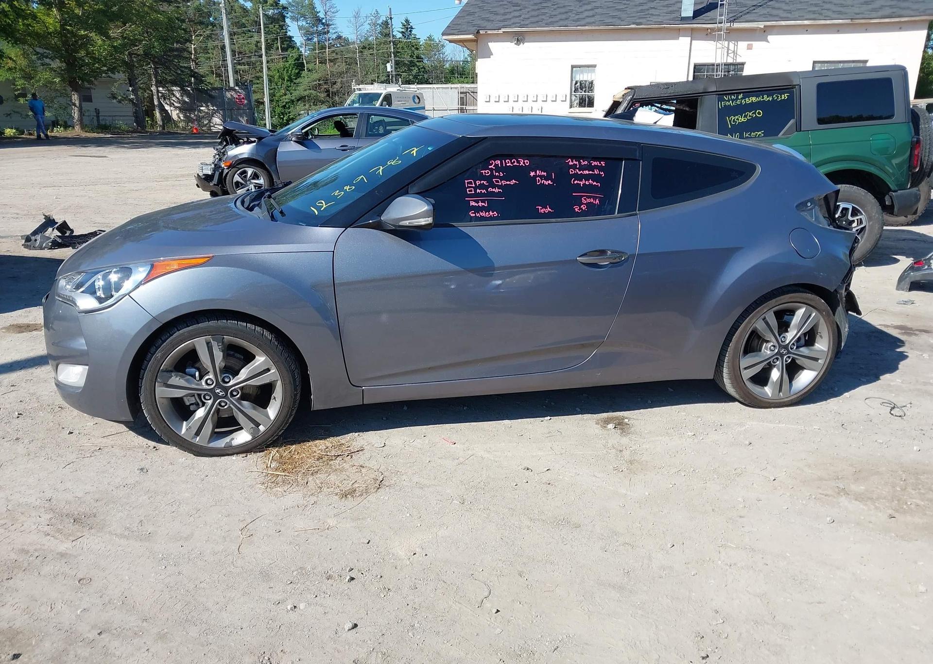 2016 HYUNDAI VELOSTER TECH